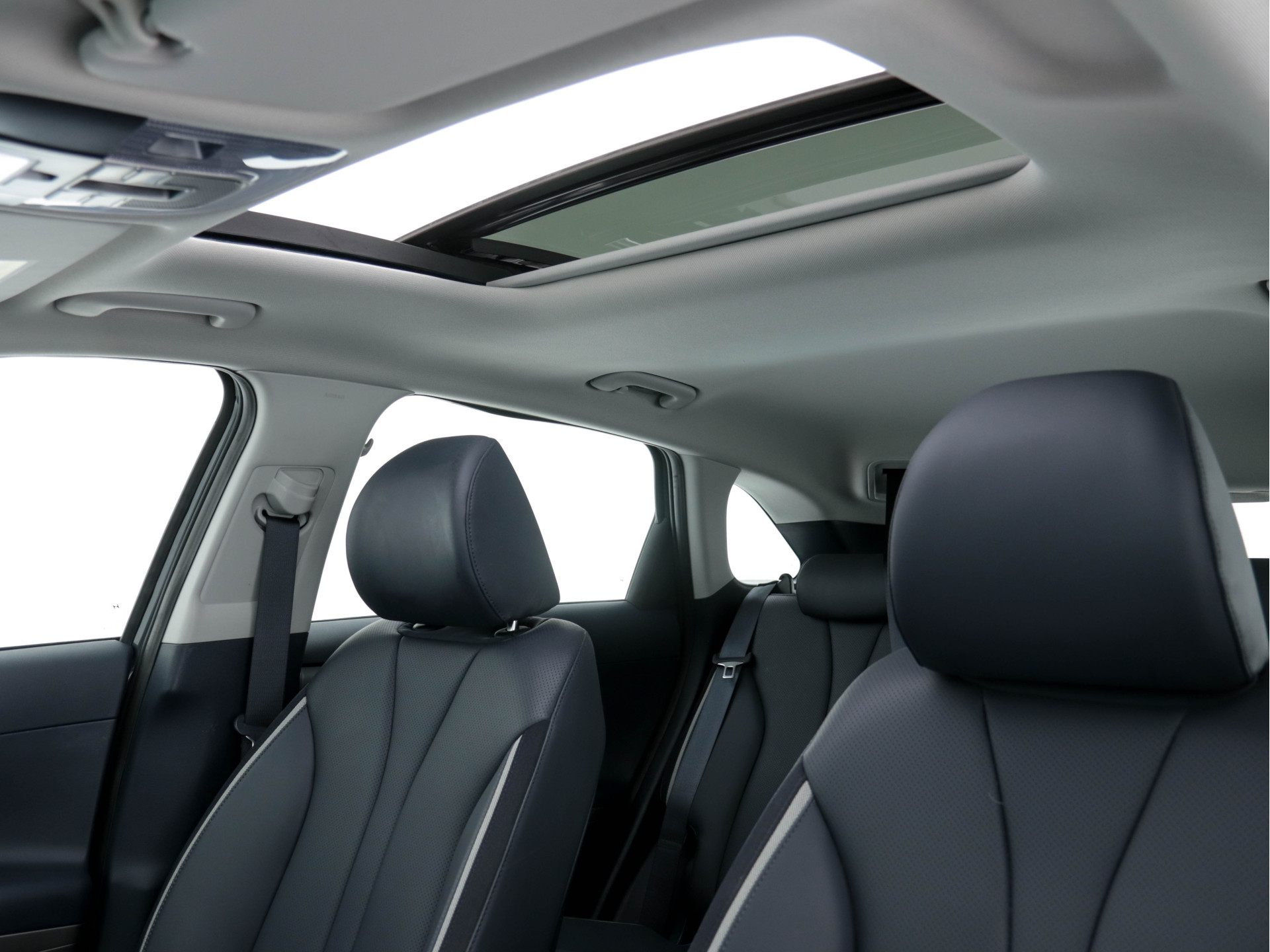 Hyundai NEXO FCEV Plus Pack [ HYDROGENIUM ] (INCL-BTW) *PANO | LEATHER | KRELL-AUDIO | NAVI-FULLMAP | ADAPTIVE-CRUISE |  FULL-LED | KEYLESS | DAB | DIGI-COCKPIT | TOPVIEW | SHIFTPADDLES | COMFORTSEATS | 19"ALU*