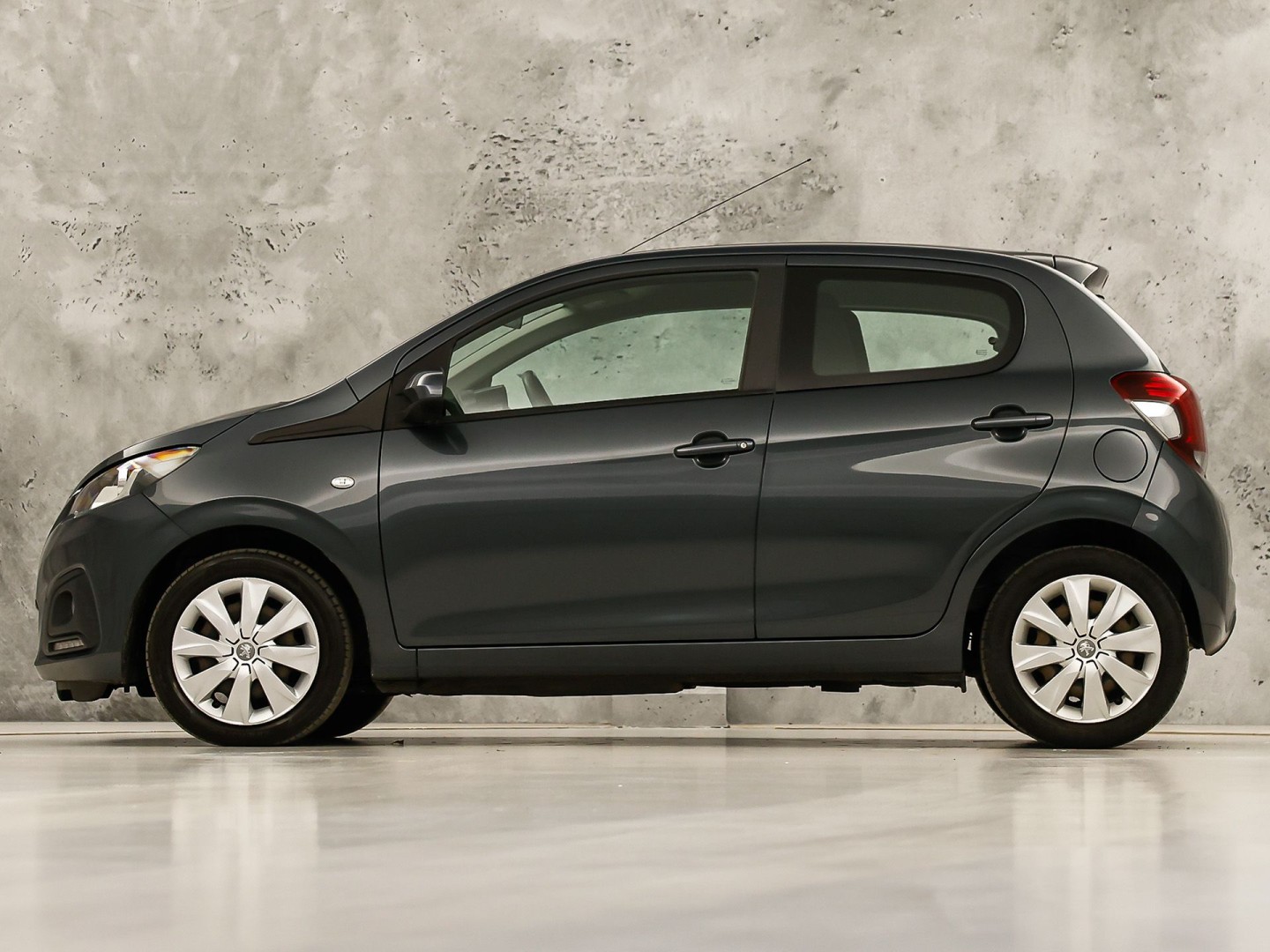Peugeot 108 1.0 e-VTi Sport (AIRCO, ELEK RAMEN, SPORTSTOELEN, BLUETOOTH, NIEUWSTAAT)