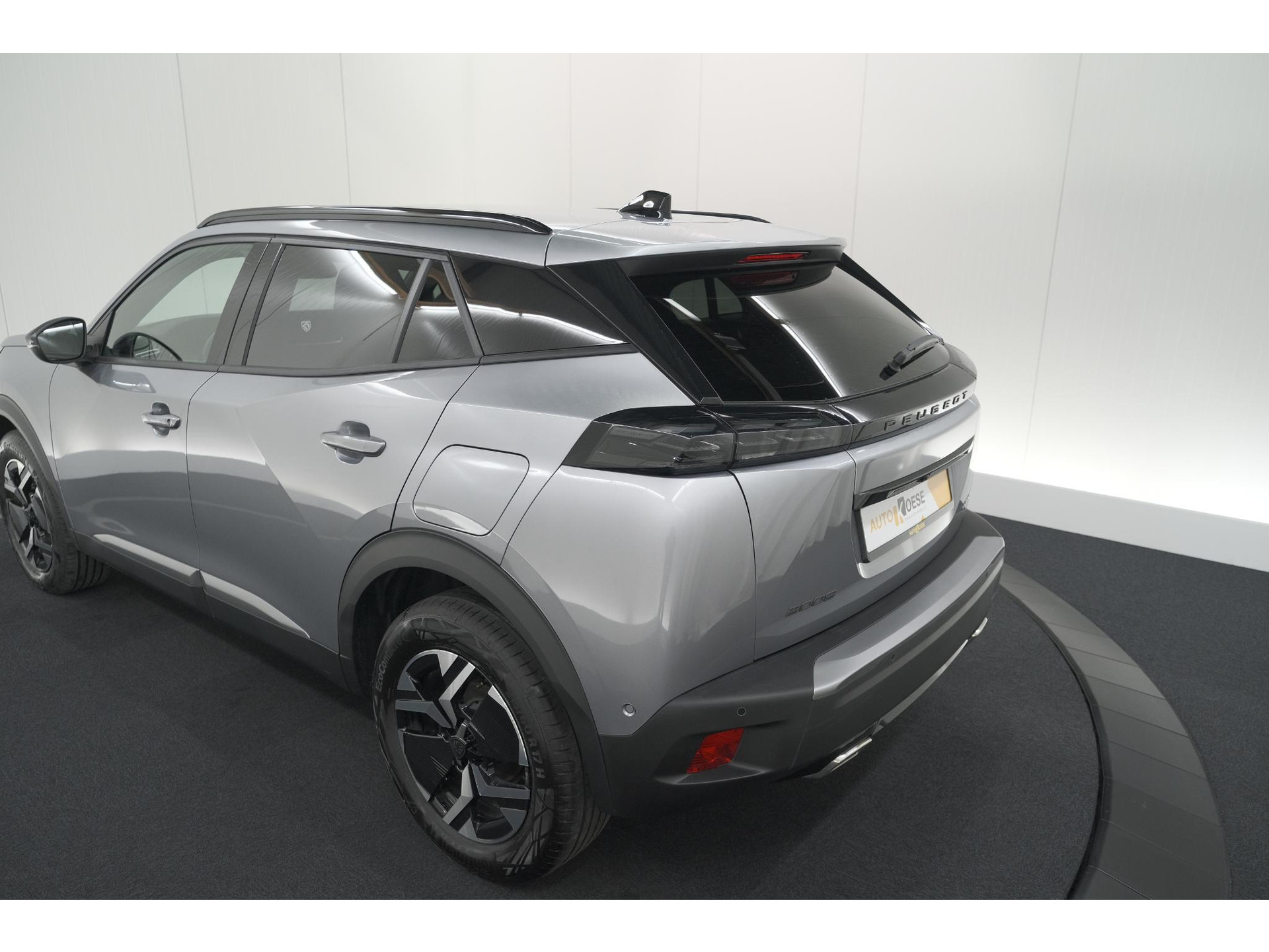 Peugeot 2008 1.2 Hybrid 145 Allure | 360 Camera | Adaptieve Cruise Control | Dodehoekdetectie | Apple Carplay