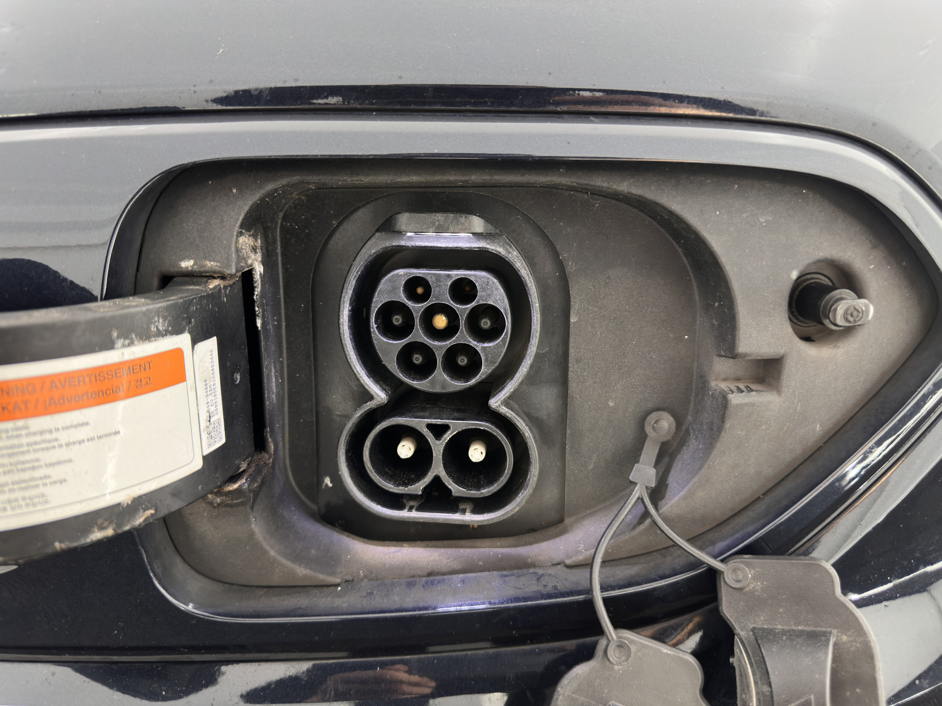 Kia e-Niro ExecutiveLine 64 kWh [ 3-Fase ] {SOH-100%} (INCL-BTW)  Aut.*HEATPUMP | LEATHER | FULL-LED | NAVI-FULLMAP | ADAPTIVE-CRUISE | CAMERA | MEMORY-PACK | LANE-ASSIST | KEYLESS | DIGI-COCKPIT | PRIVACY-GLASS | 17"ALU*