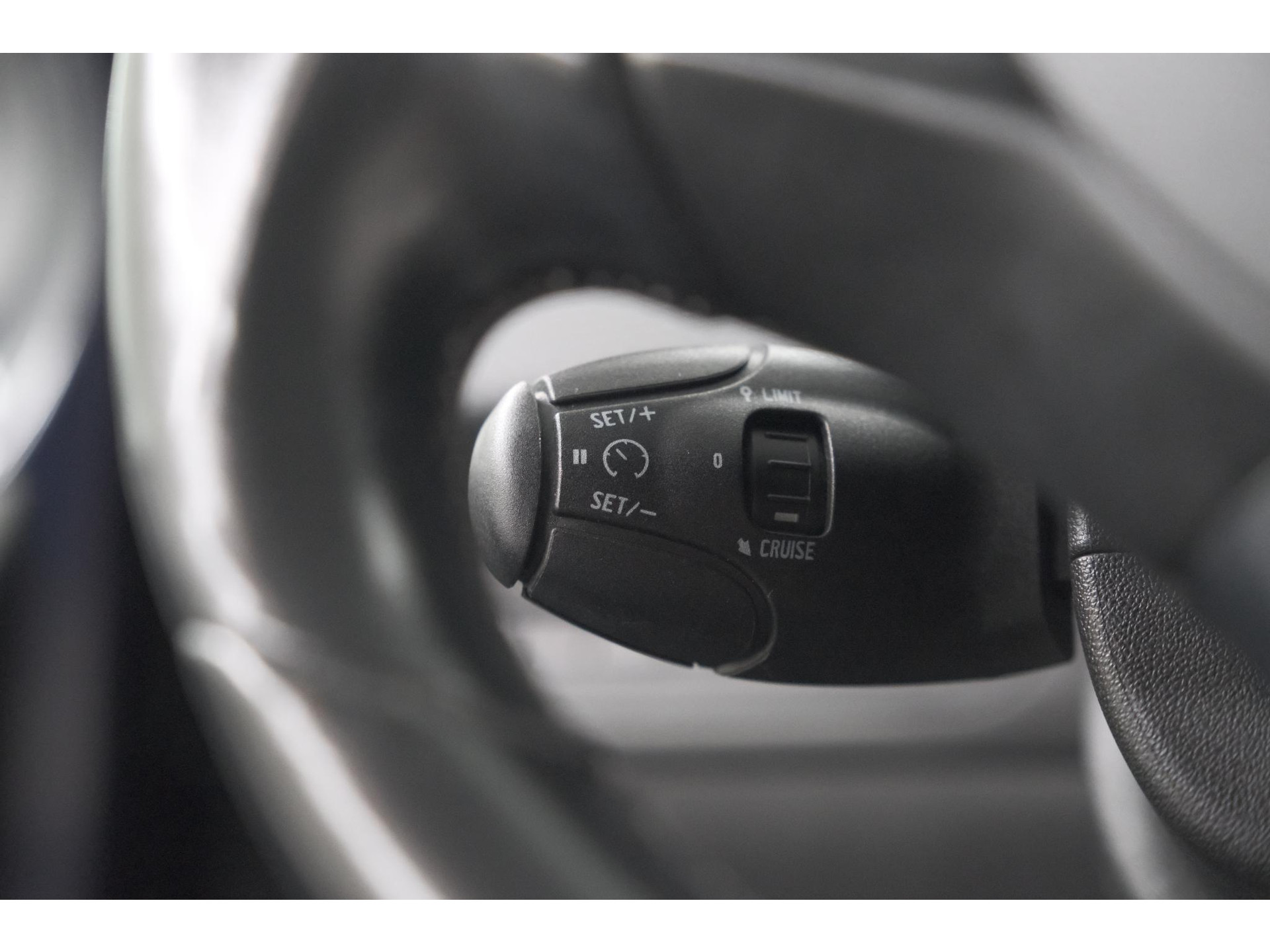 Peugeot 208 PureTech 110 Tech Edition | Camera | Apple Carplay | Parkeersensoren