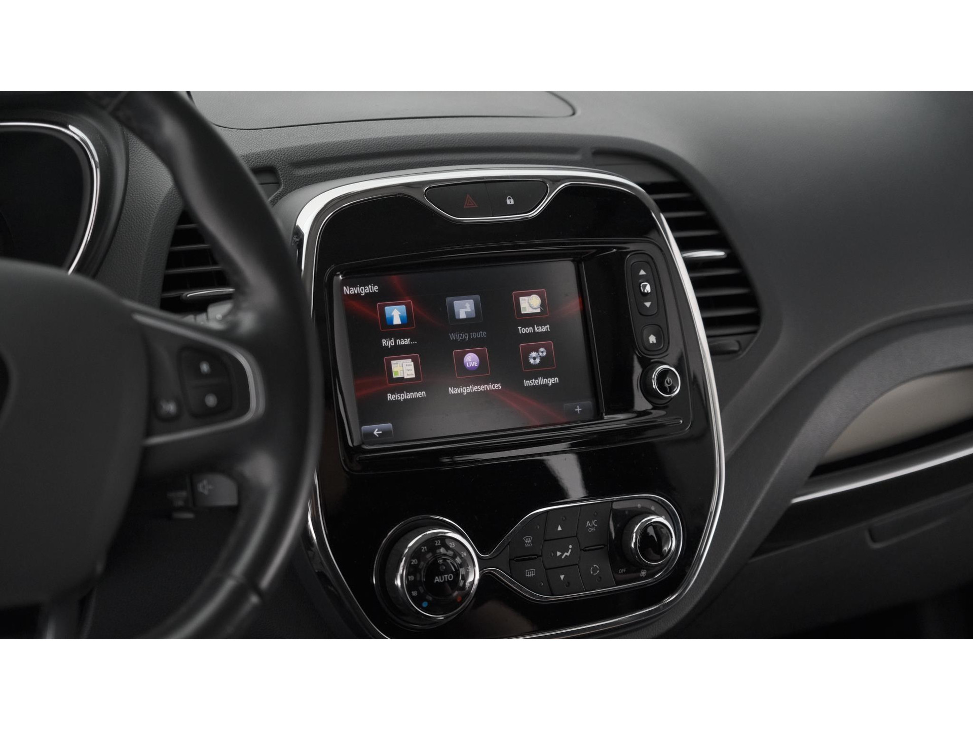 Renault Captur TCe 120 Dynamique | Trekhaak | Camera | R-Link Navigatie | Parkeersensoren