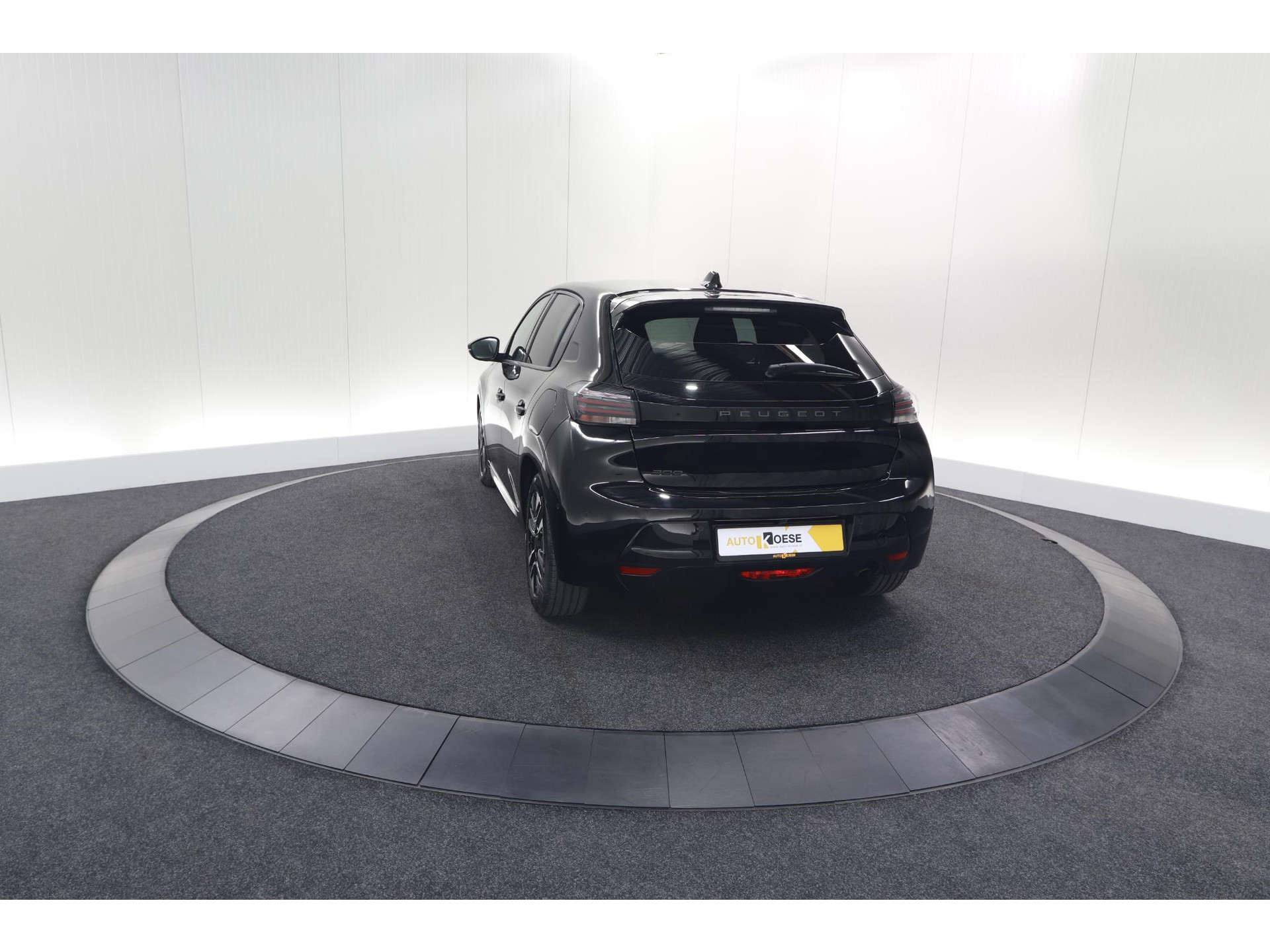 Peugeot 208 PureTech 100 Allure | 360 Camera | Adaptieve Cruise Control | Dodehoekdetectie