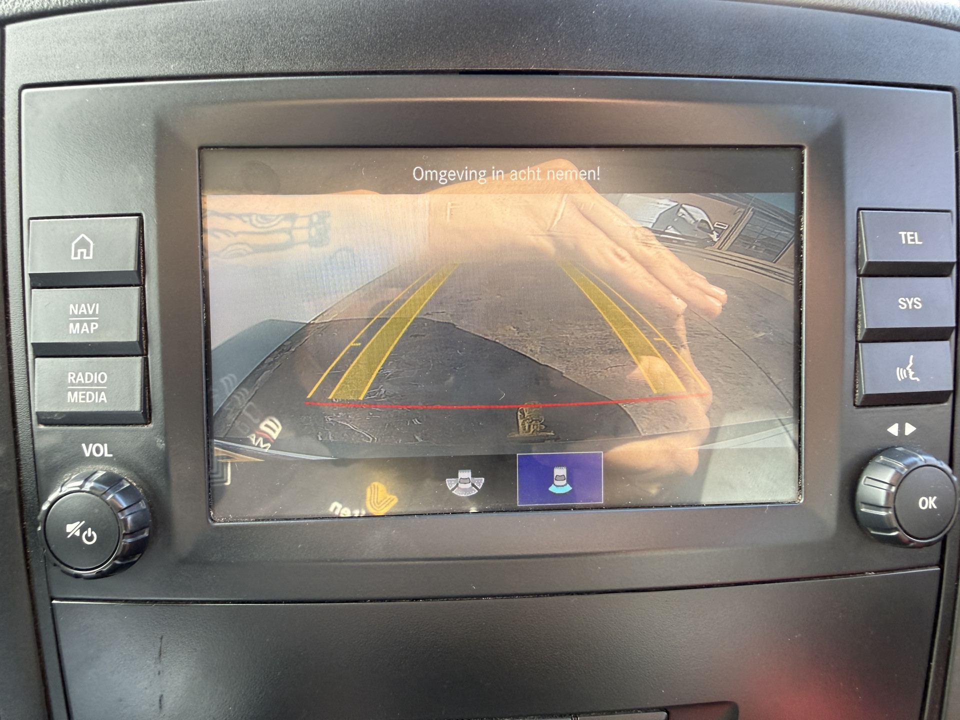 Mercedes-Benz Vito 114 1.9 CDI 136PK Dubbele Cabine L2H1 5 Stoelen Climate Control Cruise Control Trekhaak Carplay Camera