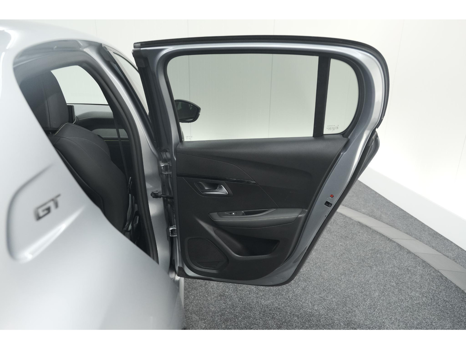 Peugeot 208 PureTech 100 GT | Camera | Navigatie | Apple Carplay | Parkeersensoren