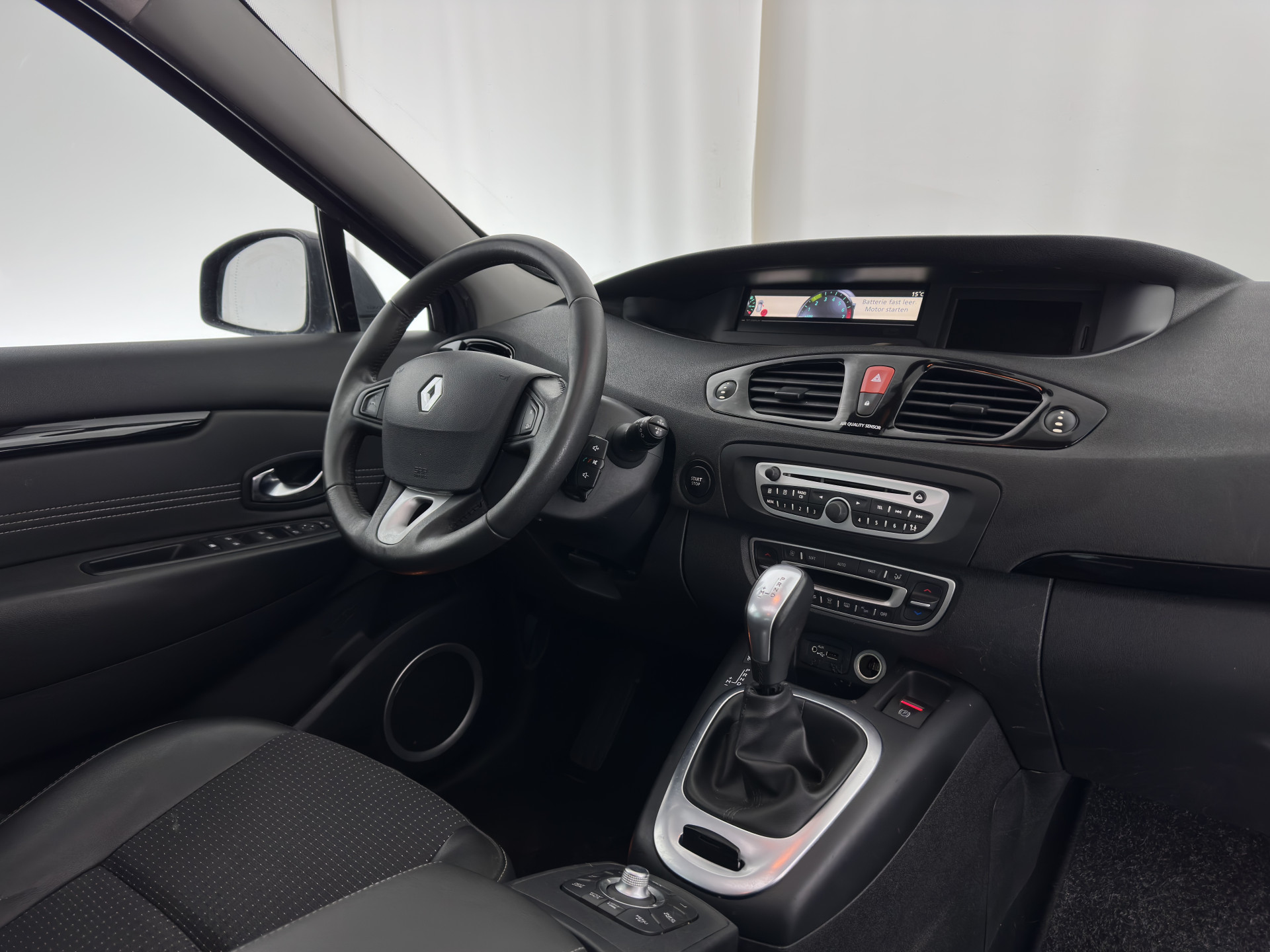 Renault Scénic 2.0 Aut. *PANO | LEATHER-FABRIC | NAVI-FULLMAP | KEYLESS | ECC | DIGIT-COCKPIT | PDC | CRUISE | TOWBAR |  17''ALU*