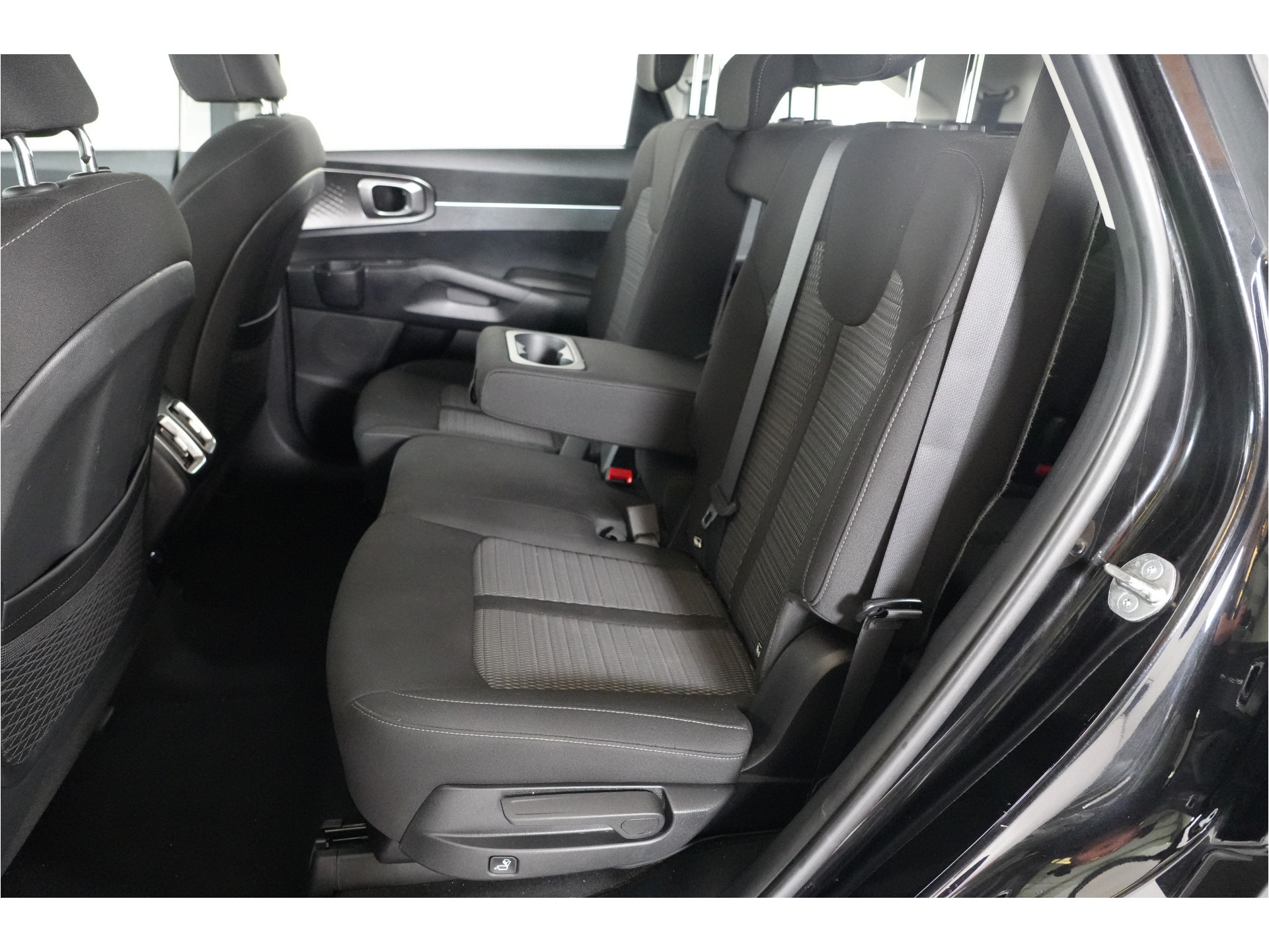 Kia Sorento 1.6 T-GDI 4WD 265 pk PHEV | SOH 100% | 7 pers | Navi | Apple/Android | Camera |