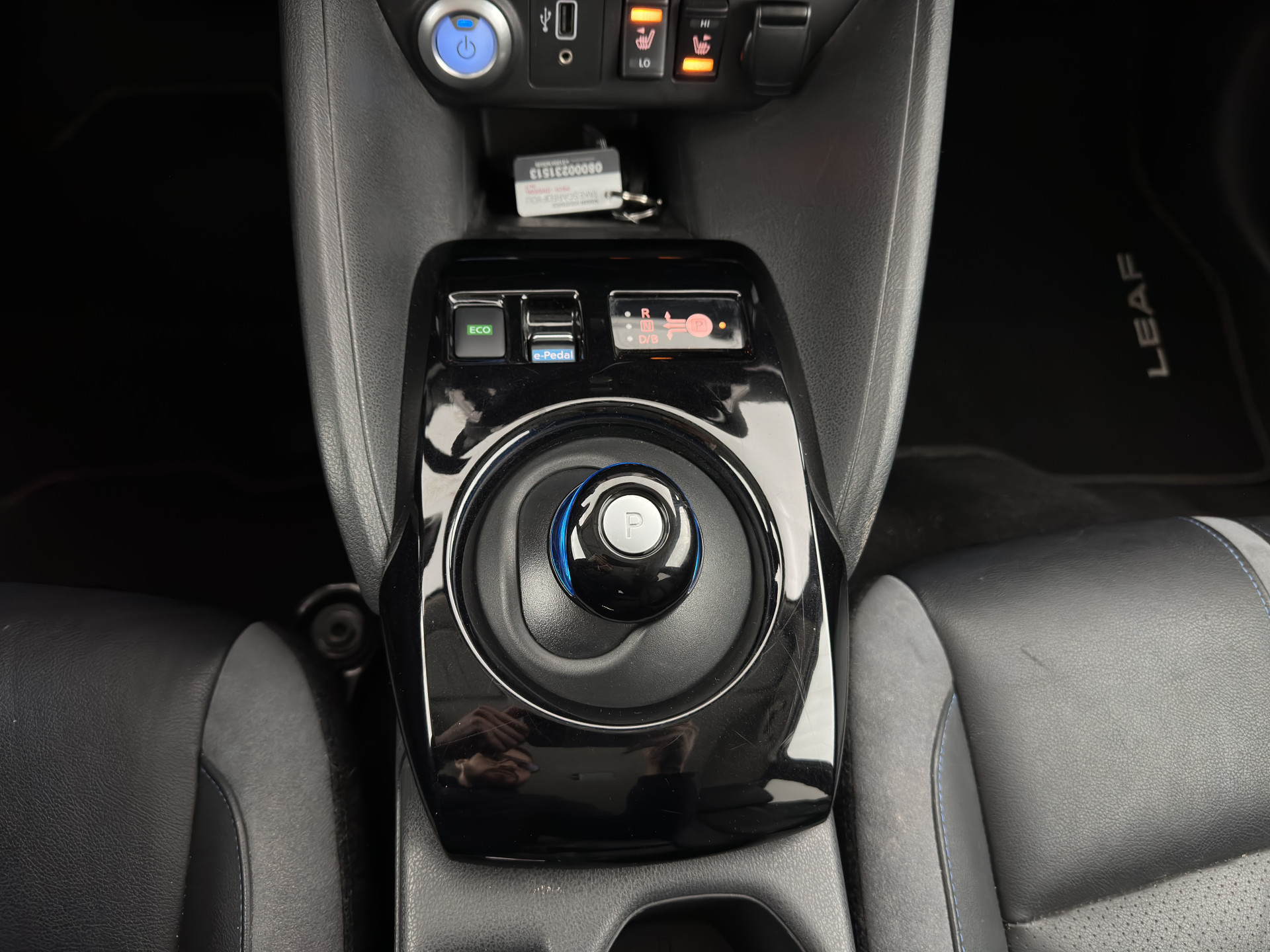 Nissan LEAF e+ Tekna 62 kWh {SOH-95%} (INCL-BTW) *Aut.*LEATHER-MICROFIBRE | FULL-LED | ADAPTIVE-CRUISE | BOSE-AUDIO | TOP-VIEW | DAB | KEYLESS | NAVI-FULLMAP | DAB | HEATED-COMFORTSEATS | BLIND-SPOT | PRIVACY-GLASS | 17''ALU*