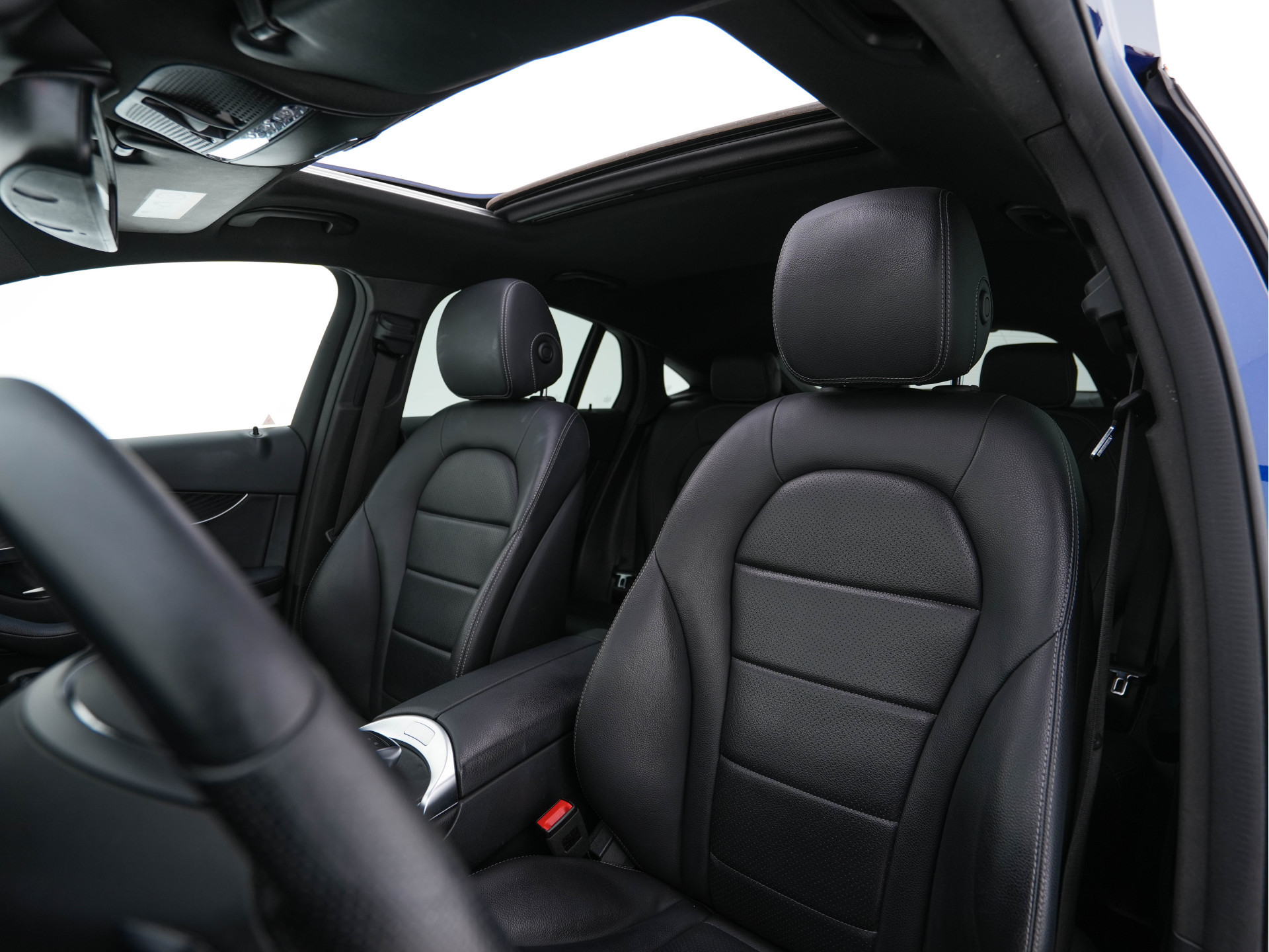 Mercedes-Benz GLC-klasse Coupé 350 d 4Matic AMG-Sportpack Premium Plus Aut. *PANO | LEATHER | FULL-LED |  NAVI-FULLMAP | ECC | CAMERA | PDC | SHIFT-PADDLES | CRUISE | AMBIENT-LIGHT | TOWBAR | HEATED-SPORTSEATS | PRIVACY-GLASS | 20"ALU*