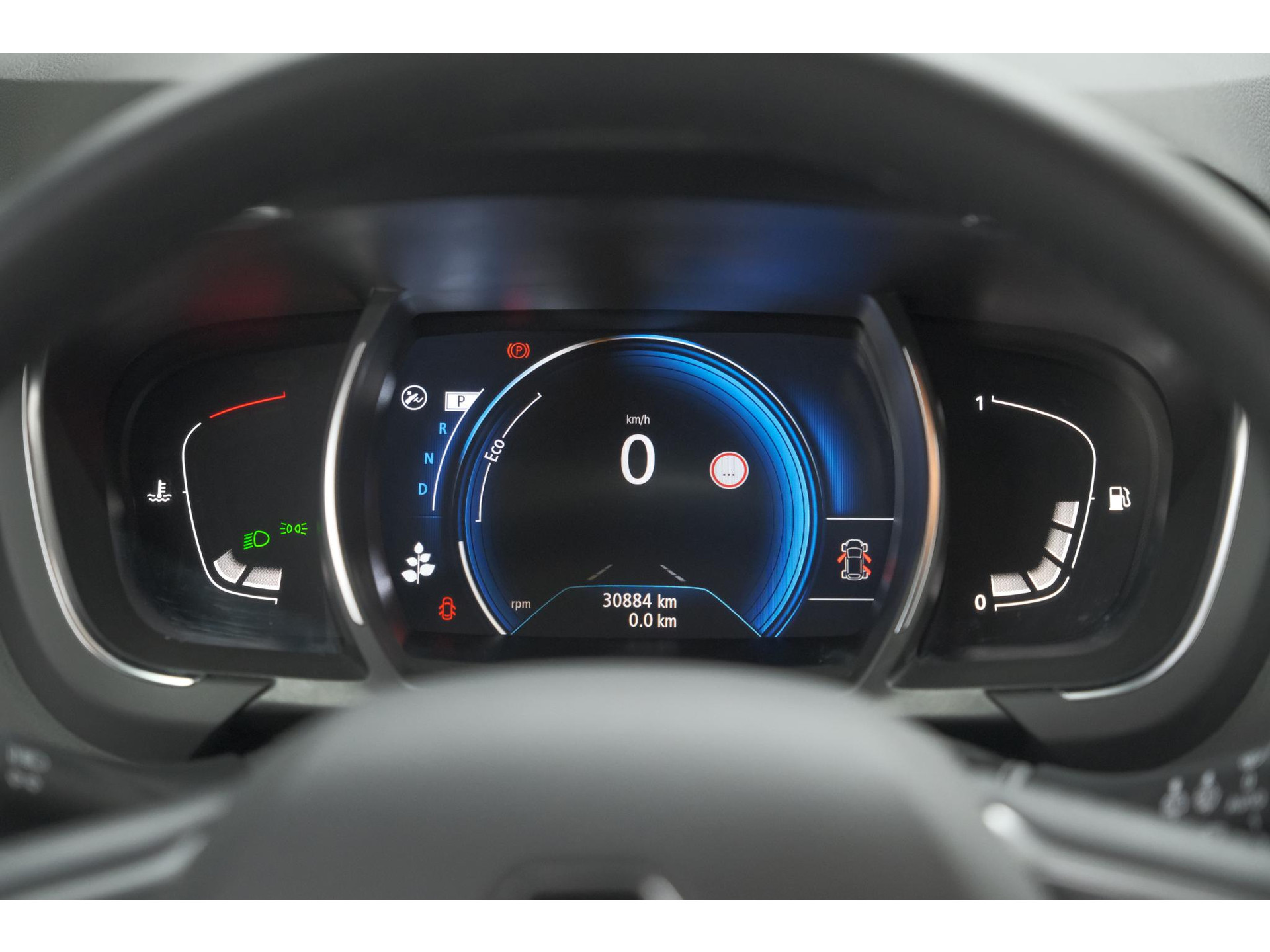 Renault Scénic TCe 140 EDC Limited | Camera | Stoelverwarming | Navigatie | Apple Carplay
