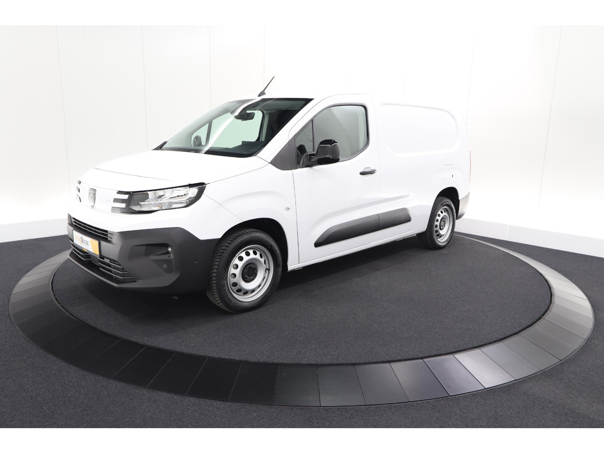 Peugeot Partner 1.5 BlueHDi 130 EAT8 S&S L2 | Trekhaak | Camera | Betimmering Laadruimte