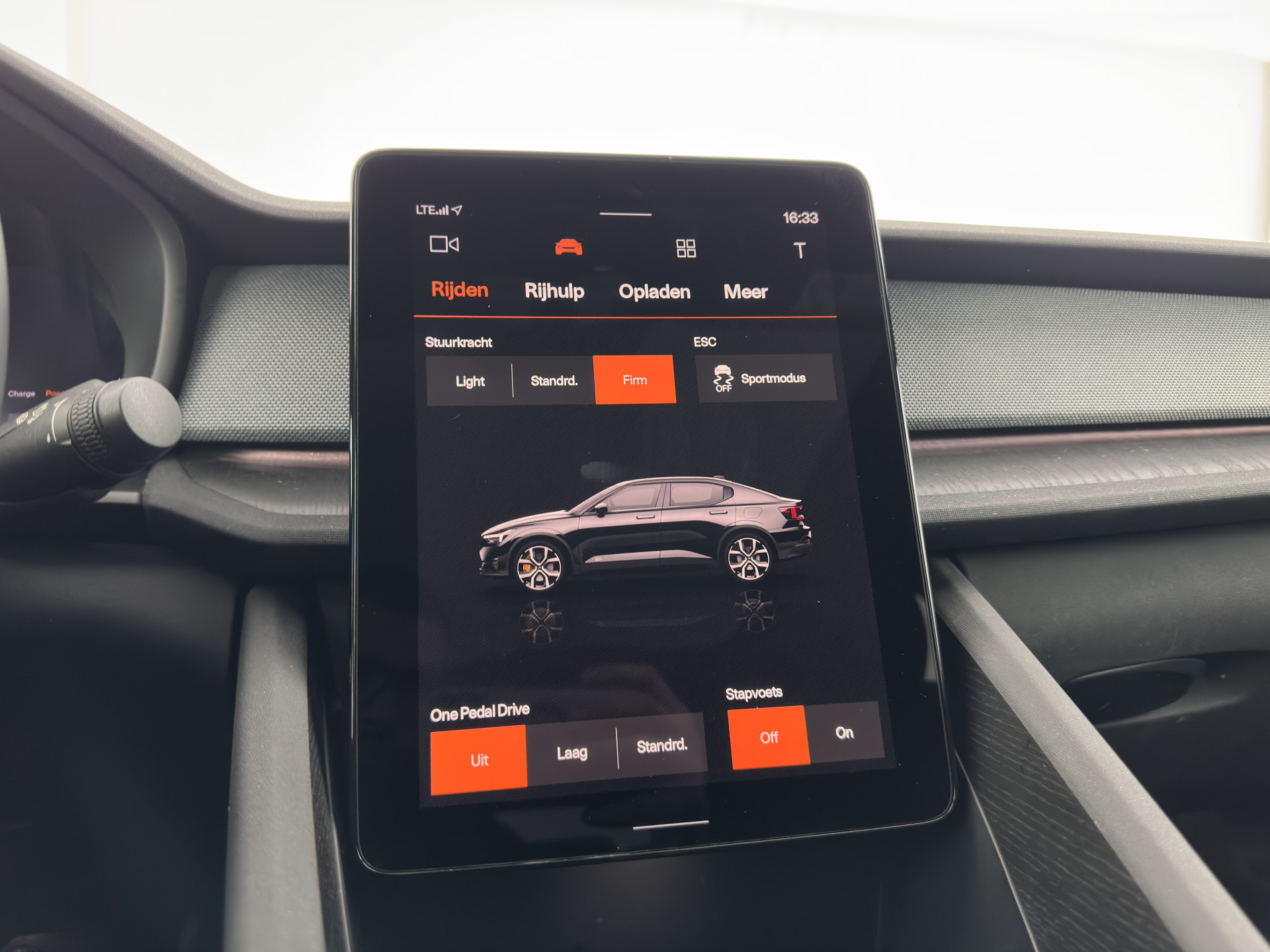 Polestar 2 Long Range Dual Motor Perfomance 78 kwh [ 3-Fase ]  { SOH-95% } (INCL-BTW) Aut. *PANO | NAVI-FULLMAP | HARMAN/KARDON-AUDIO | FULL-LED | KEYLESS | DIGI-COCKPIT | MEMORY-PACK |  CARPLAY | DAB+ | HEATED-SPORTSEATS | TOPVIEW | ADAPTIVE-CRUISE |  20