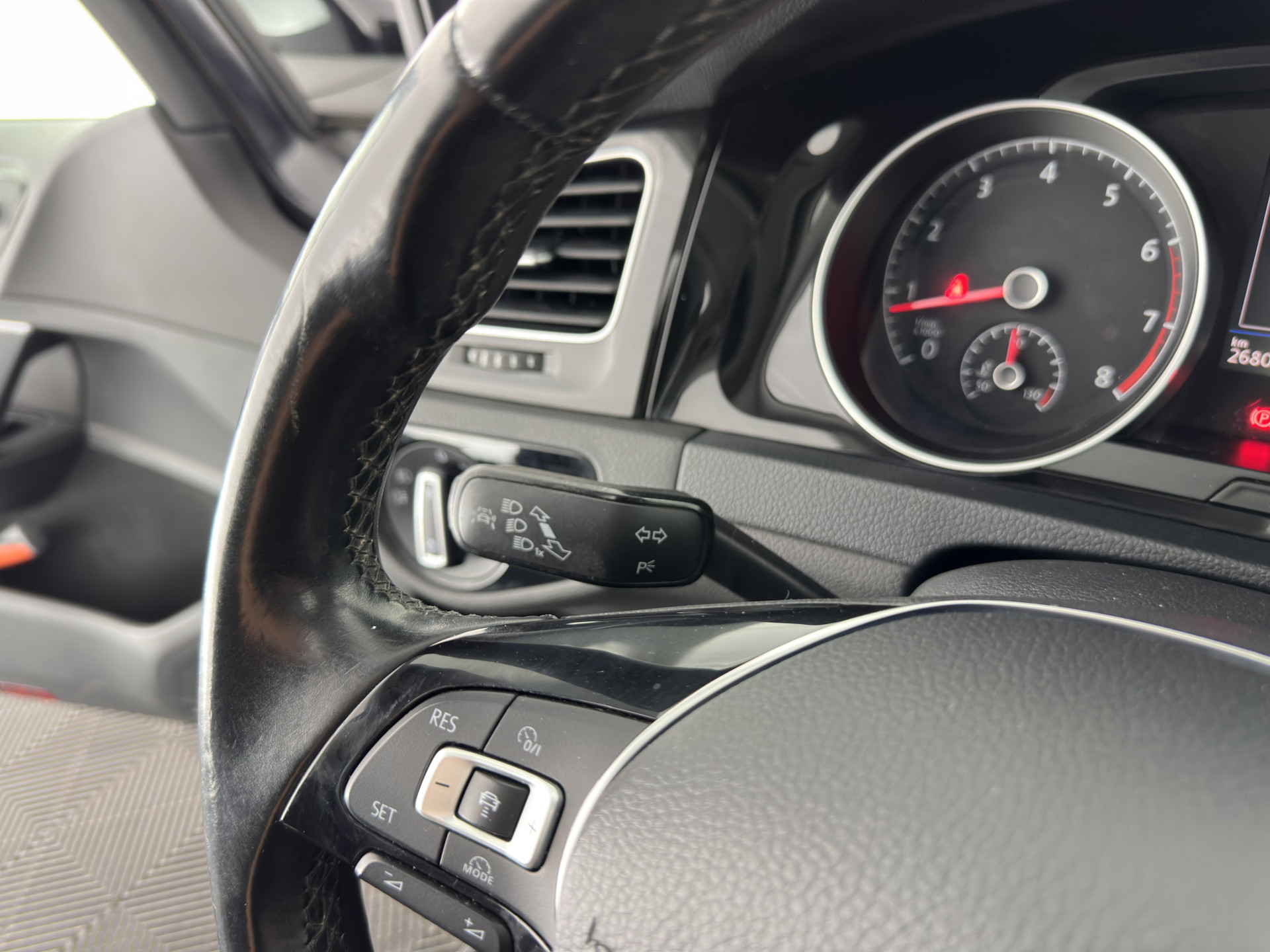 Volkswagen Golf Variant 1.4 TSI Highline Aut. *PANO | ADAPTIVE-CRUISE | LEATHER-FABRIC | XENON | DYNAUDIO-SOUND | KEYLESS | NAVI-FULLMAP | HEATED-ERGONOMIC-SPORTSEATS | ECC | PRIVACY-GLASS | PARKPILOT | 17''ALU*