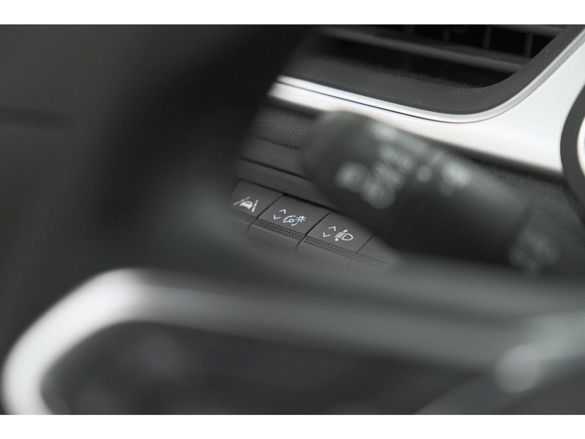 Renault Captur 1.6 E-Tech full hybrid 145 techno | Navigatie | Camera | Apple Carplay | 9.3 Inch Grootscherm