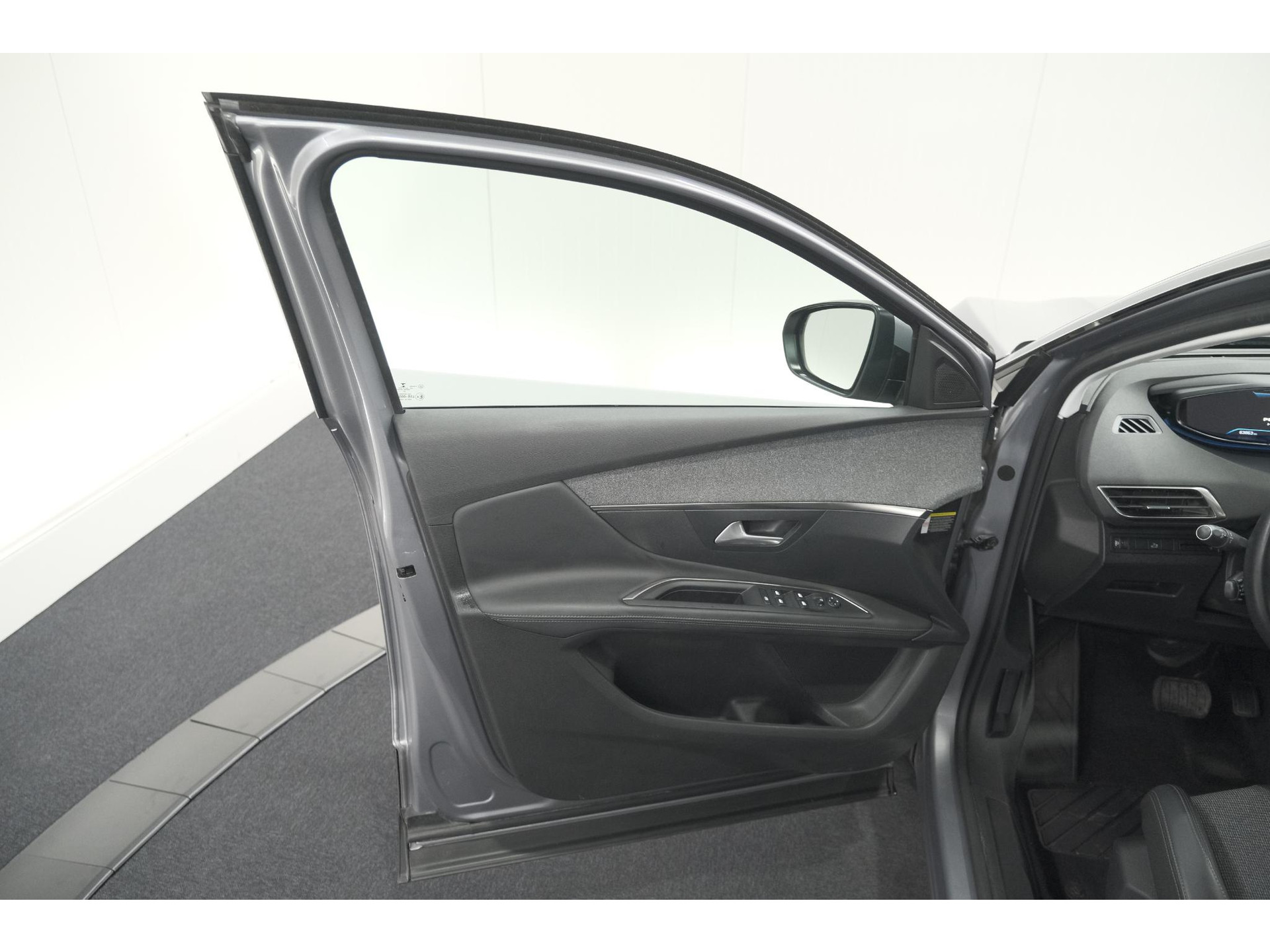 Peugeot 3008 PureTech 130 EAT6 Blue Lease Premium | Camera | Apple Carplay | Parkeersensoren | Climate Control