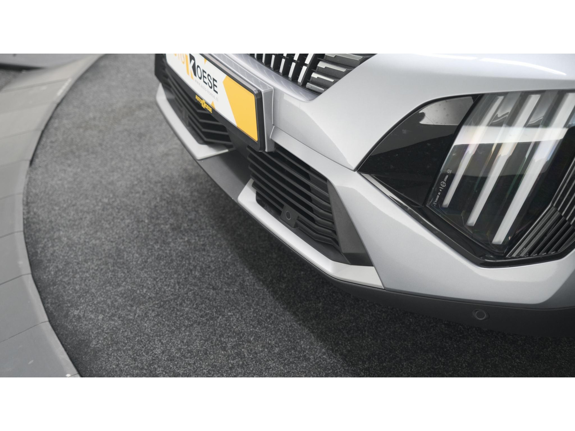 Peugeot 2008 PureTech 130 EAT8 GT | 360 Camera | Adaptieve Cruise Control | Dodehoekdetectie | Apple Carplay