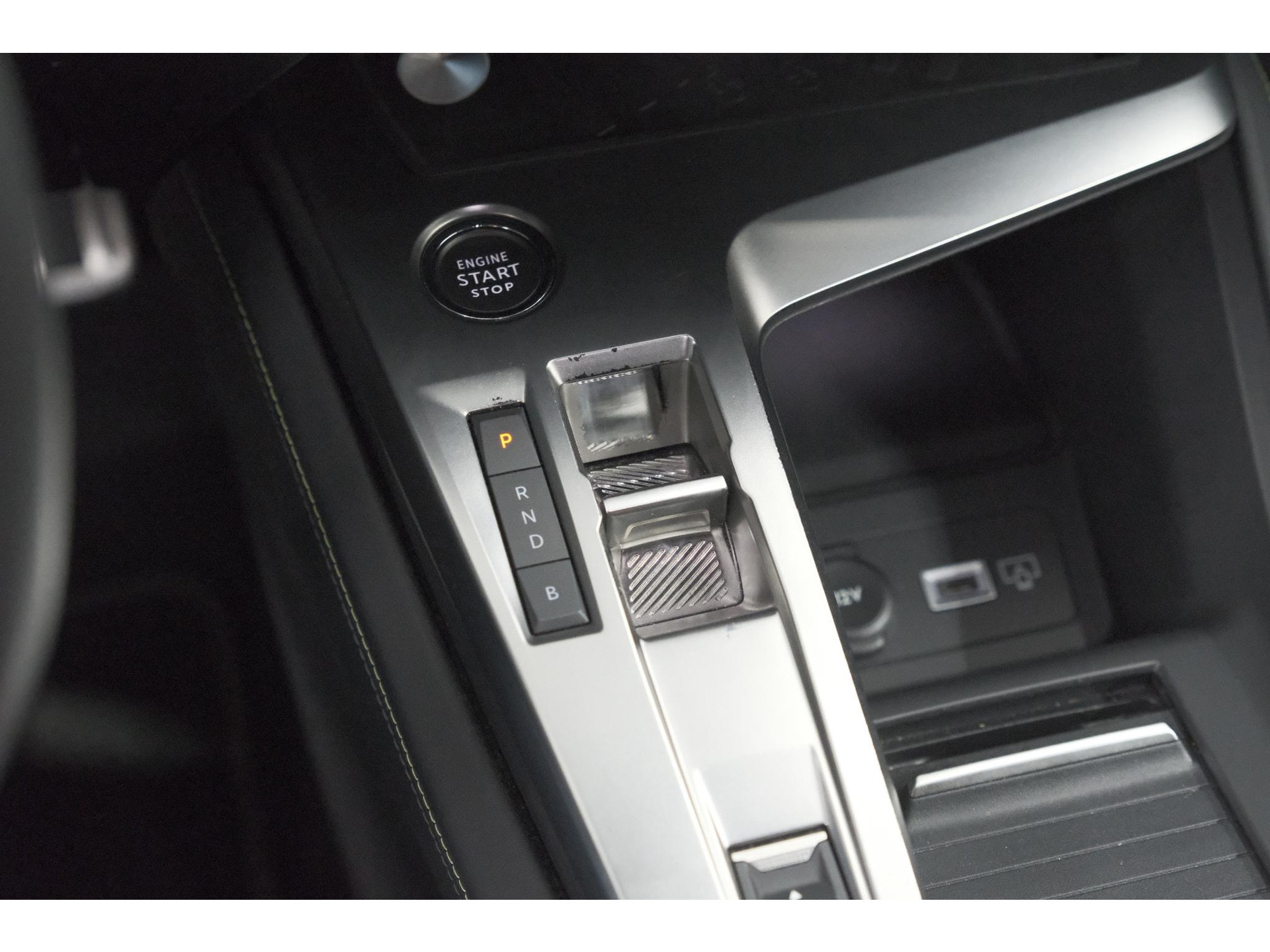 Peugeot 308 SW 1.6 HYbrid 180 GT Pack Business | Trekhaak | 360 Camera | Adaptieve Cruise Control | Elektronische Kofferklep