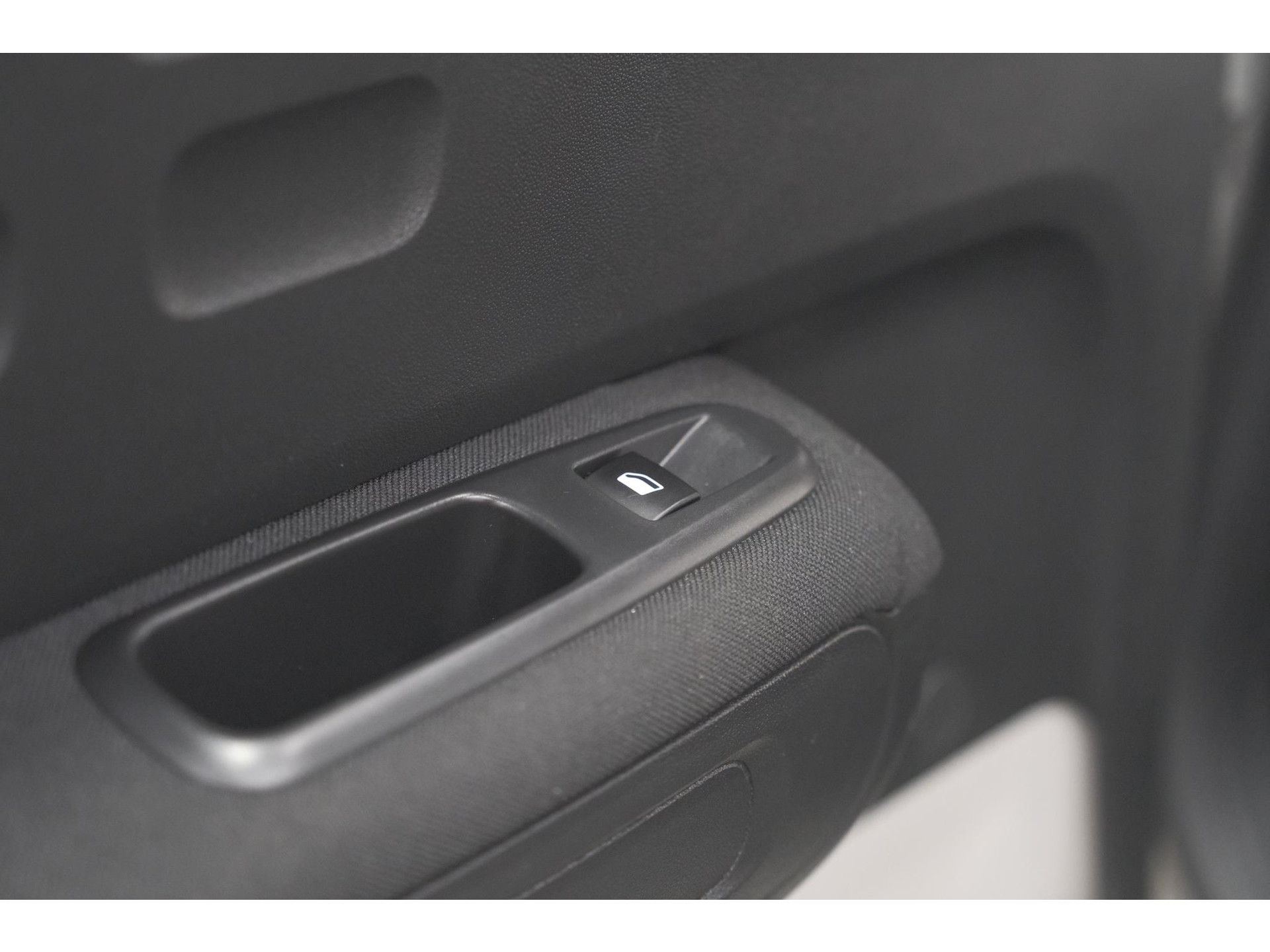 Citroen C3 PureTech 82 Feel Edition | Allseason Banden | Climate Control | Apple Carplay | Parkeersensoren