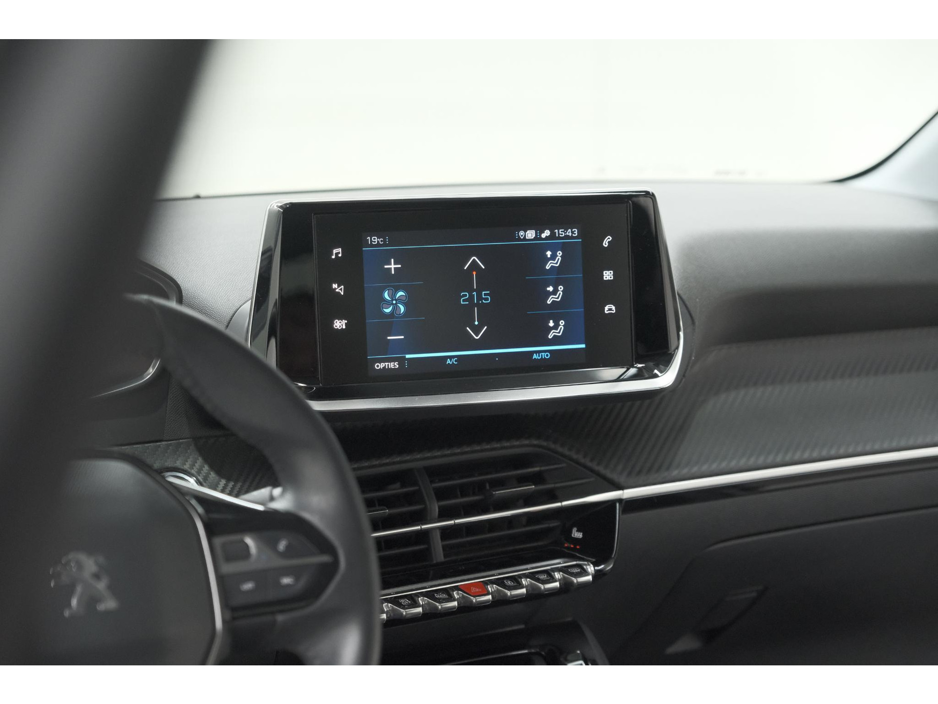Peugeot 208 PureTech 100 Allure Pack | Parkeersensoren | Apple Carplay | Stoelverwarming