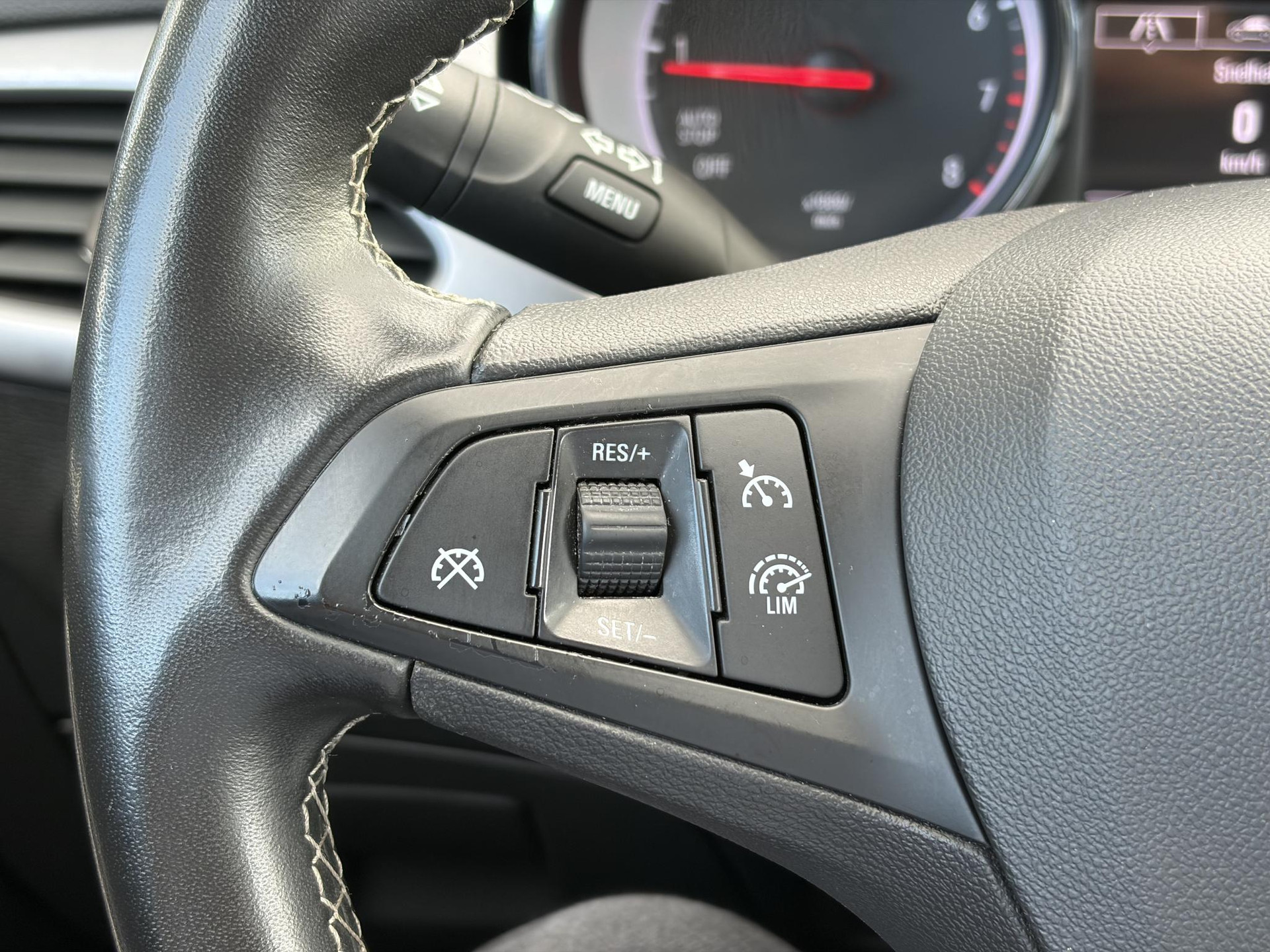 Opel Astra Sports Tourer 1.2 Edition ✓Camera ✓110pk✓2e Eigenaar✓Carplay✓Navi✓Airco✓Cruise✓Pdc✓LED koplampen✓N.A.P.✓6 Bak✓Pdc V+A✓Lm velgen✓Dakdragers ✓Comfortstoelen✓Bj 11-2020✓Apk tot 07-2028