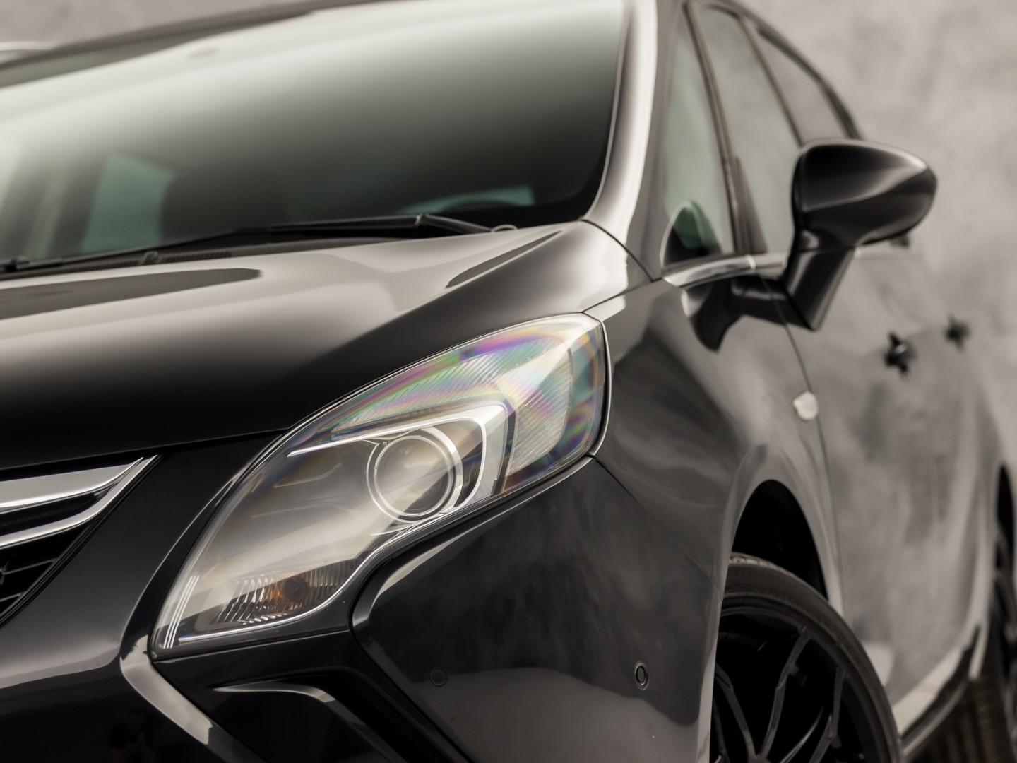Opel Zafira Tourer 1.4 Sport 7 Persoons (AIRCO, GETINT GLAS, TREKHAAK, SPORTSTOELEN, LM VELGEN, PARKEERSENSOREN, CRUISE, NIEUWE APK, NIEUWSTAAT)