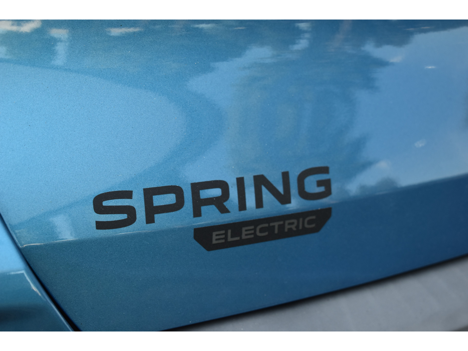 Dacia Spring Essential 27 kWh vol electric navigatie pdc Leer