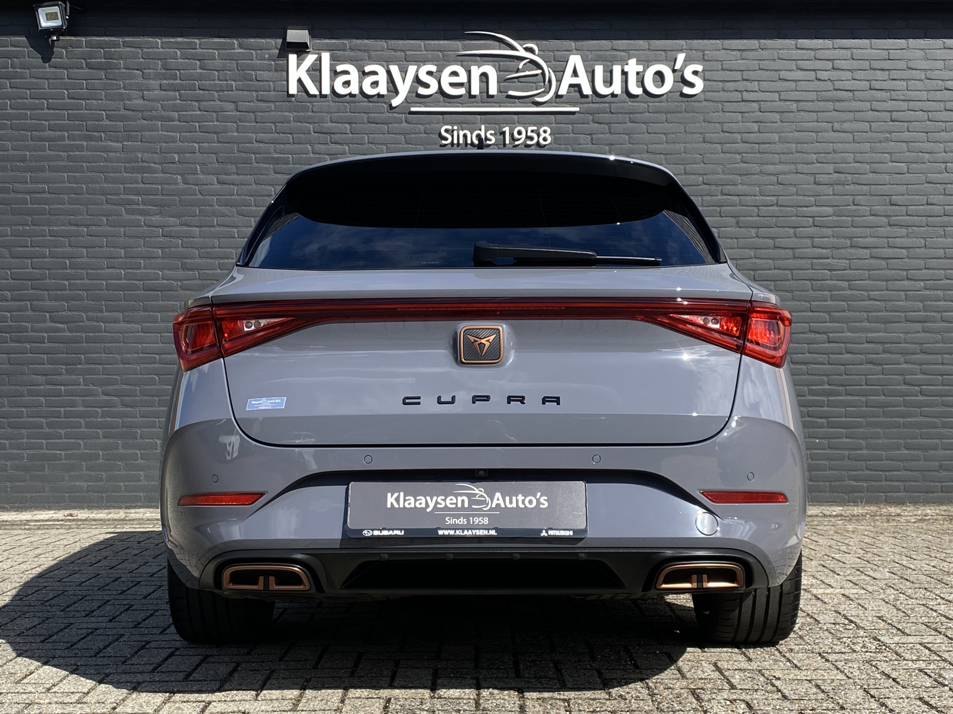CUPRA Leon Sportstourer 1.4 e-Hybrid VZ Performance 245 pk | 1e eigenaar | dealer onderh. | panoramadak | elektr. a. klep | kuipstoelen