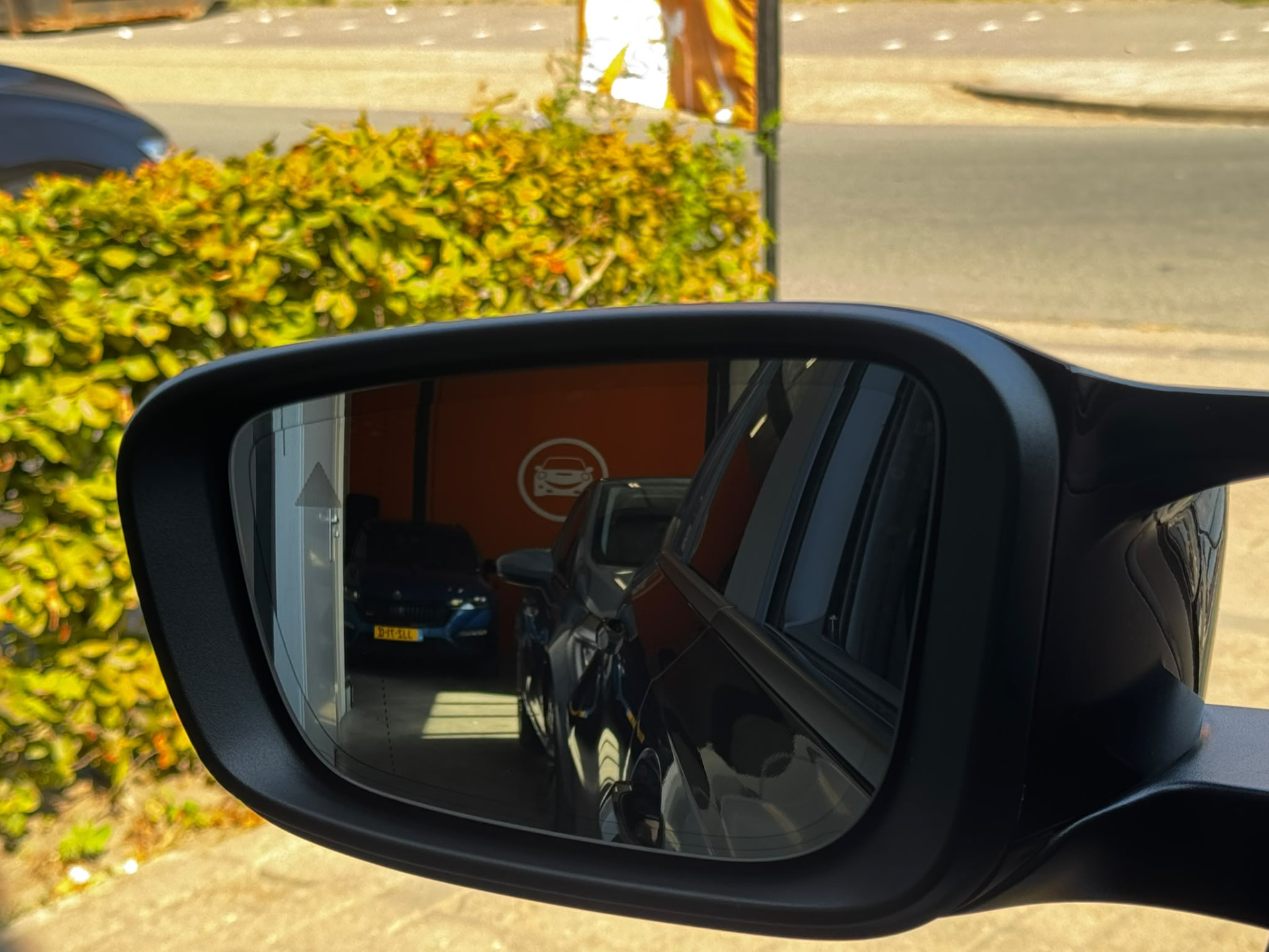 BMW 3-serie Touring 330E 292PK M-Sport Shadow Dode-Hoek Camera