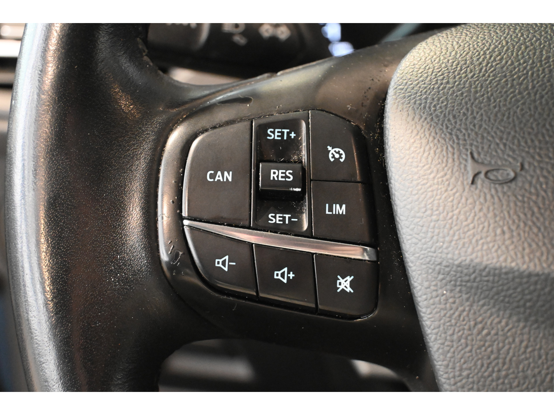 Ford Focus 1.0 EcoBoost Edition Business Lane Assist Adaptieve Cruise Trekhaak Apple Carplay Clima Stoel/Stuur verwarming Inruil Mogelijk!