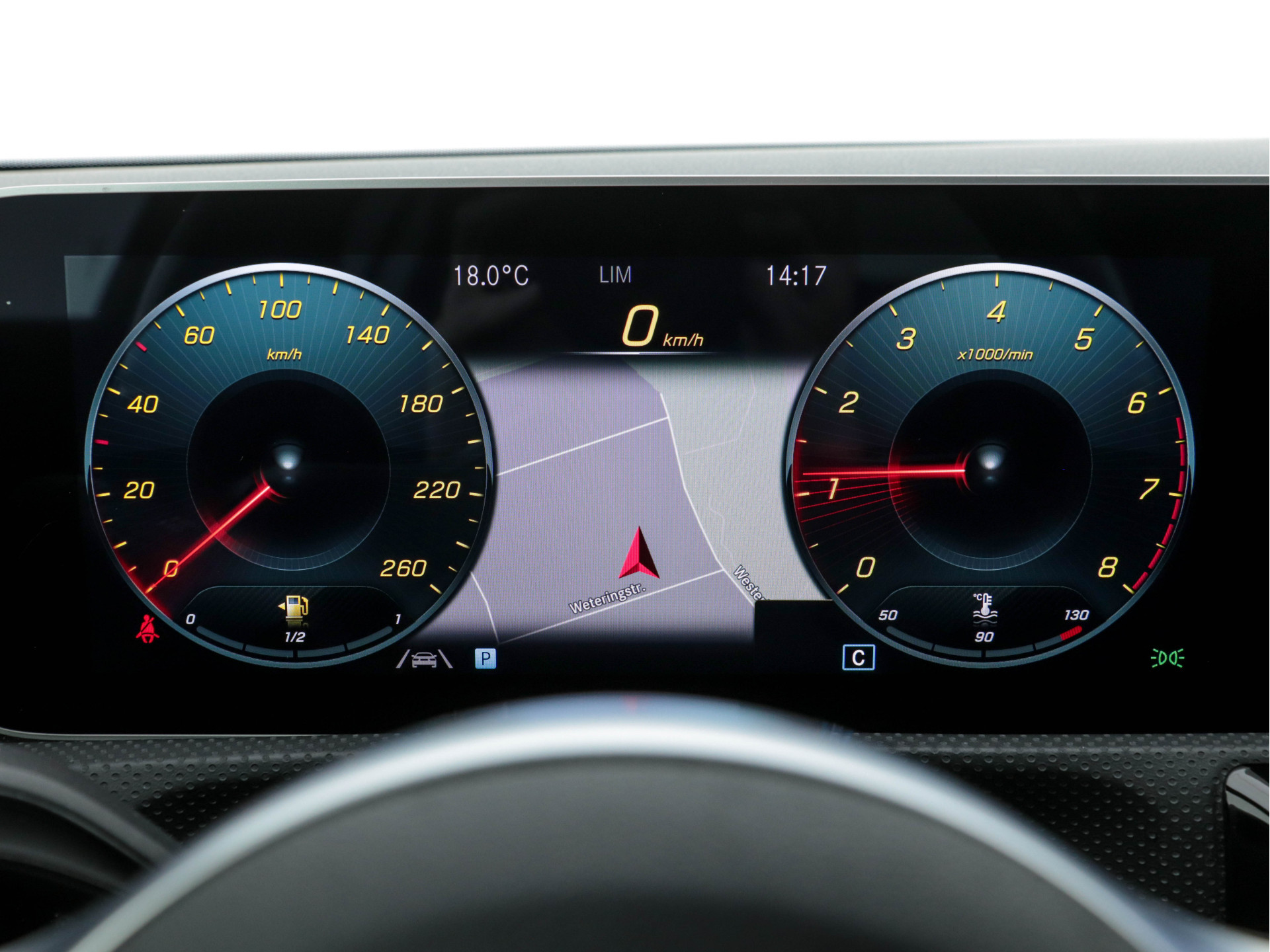 Mercedes-Benz A-klasse 160 Business Solution (INCL-BTW) *WIDE-SCREEN-COCKPIT | FULL-LED | HEATED-SPORTSEATS | LEATHER-MICROFIBRE | NAVI-FULLMAP | CAMERA | ECC | PDC | CRUISE | CARPLAY | AMBIENT-LIGHT | PRIVACY-GLASS | 18"ALU*