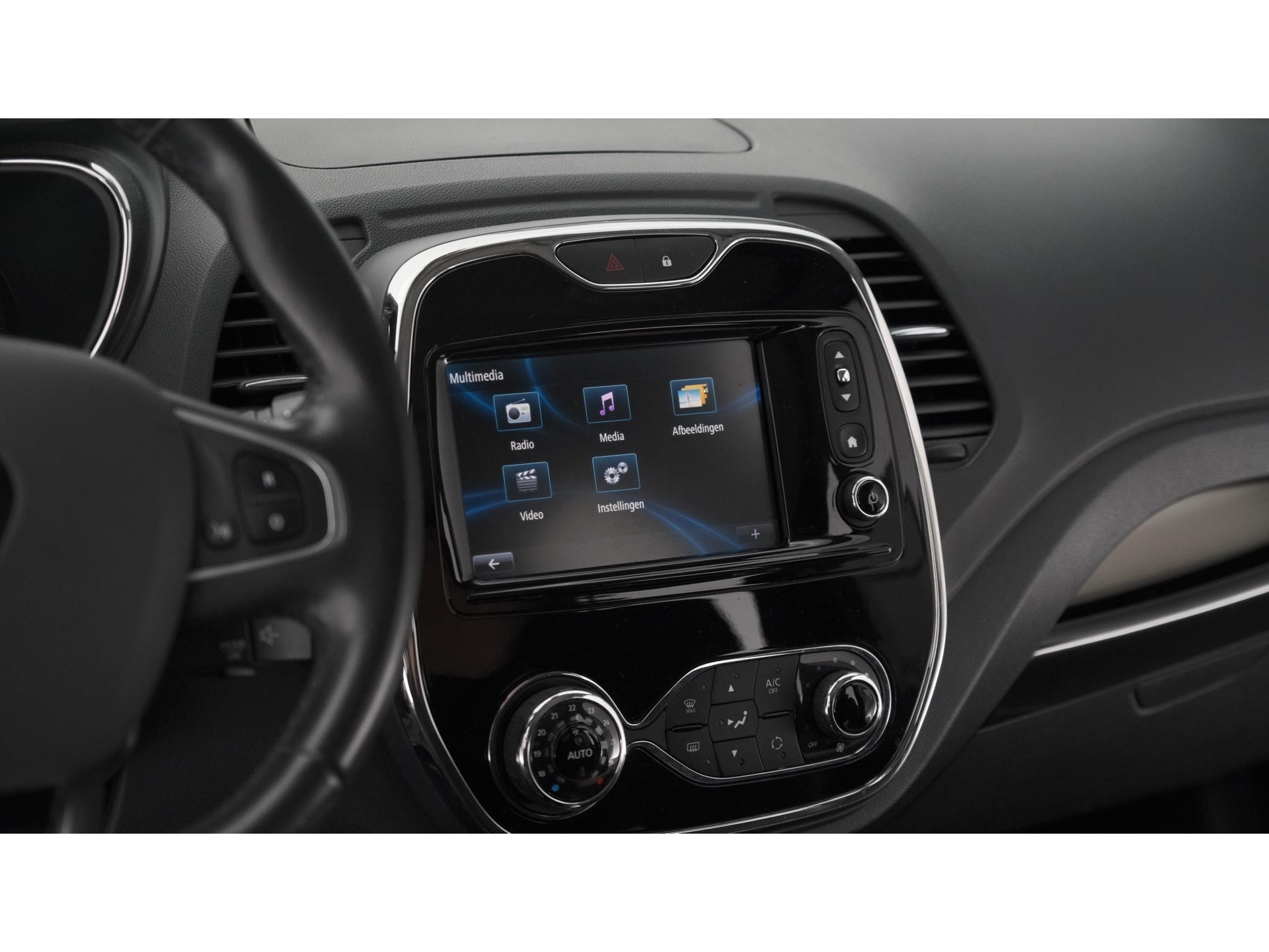 Renault Captur TCe 120 Dynamique | Trekhaak | Camera | R-Link Navigatie | Parkeersensoren