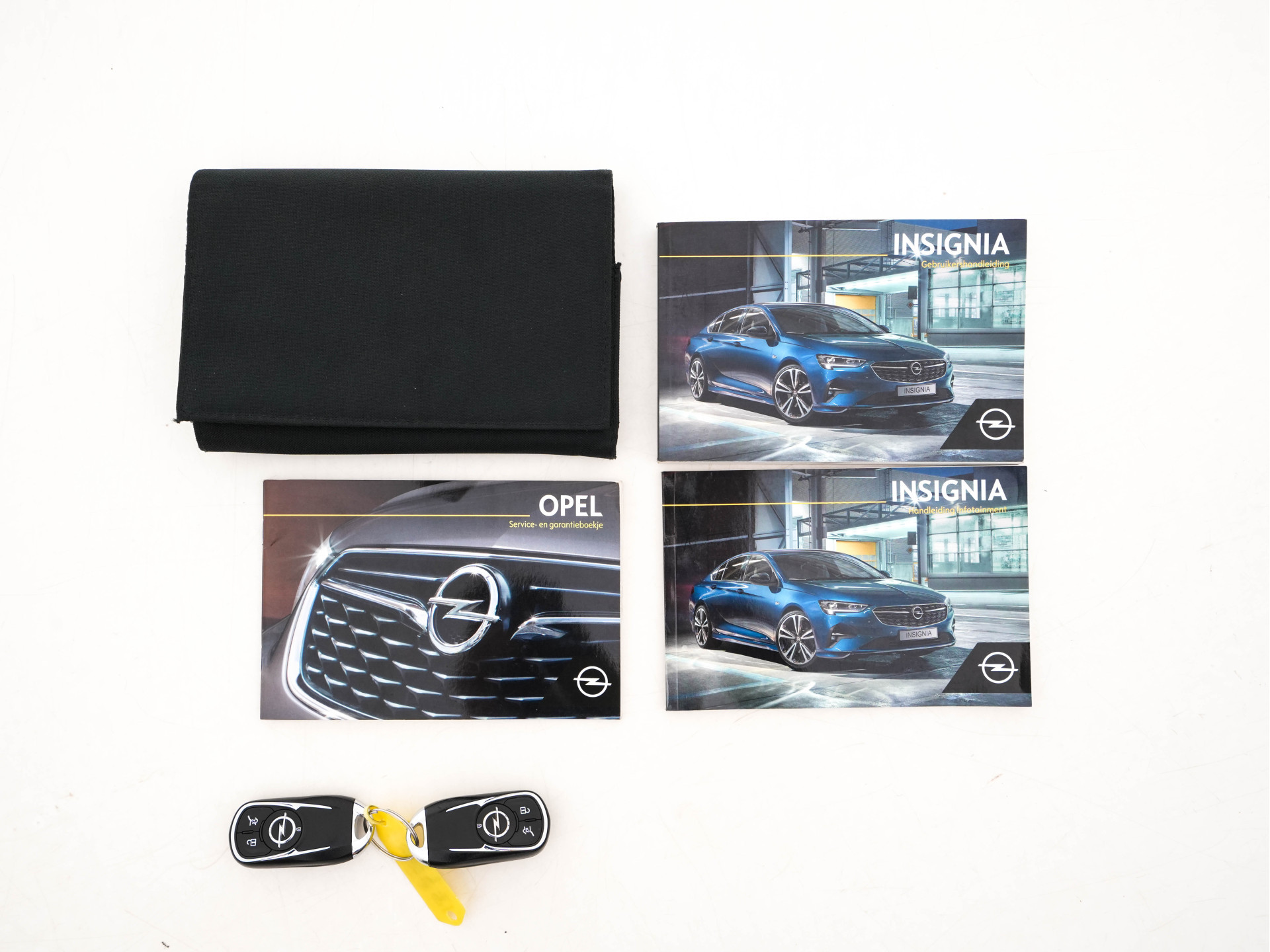 Opel Insignia Sports Tourer 2.0 Turbo GS-Sport-Line Aut. *FULL-LEATHER | BOSE-SOUND | HEAD-UP | ADAPT.CRUISE | FULL-LED | MEMORY-PACK | SPORT/HEATED/COOLED/MASSAGE-SEATS  | NAVI-FULLMAP | GREY-WRAPPED | KEYLESS | CAMERA | CARPLAY | LANE-ASSIST