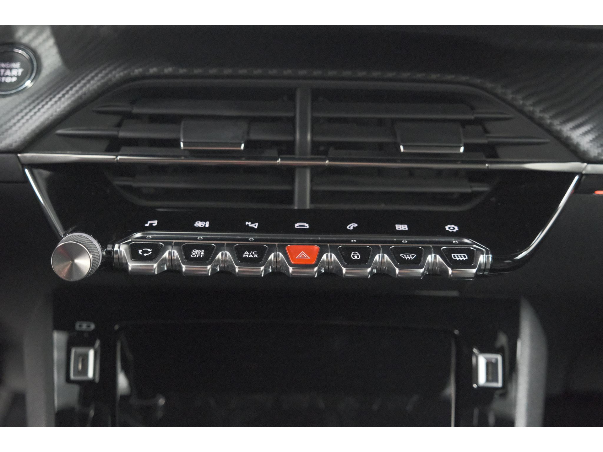 Peugeot 208 PureTech 100 EAT8 GT | Camera | Dodehoekdetectie | Navigatie | Apple Carplay