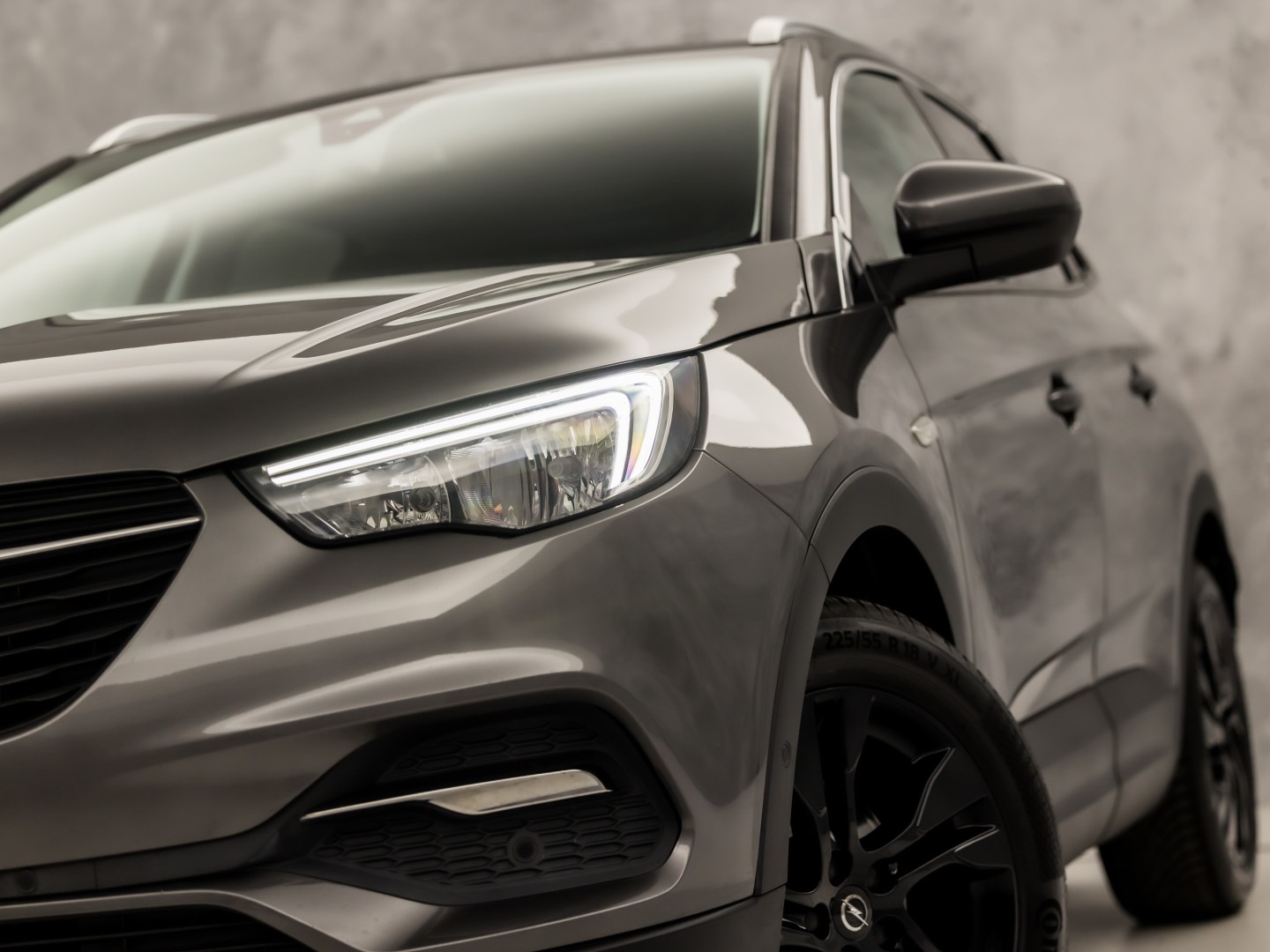 Opel Grandland X 1.2 Turbo Deluxe (MEMORY SEAT, LEDER, STOELKOELING/VERWARMING, APPLE CARPLAY, STOELVERWARMING ACHTER, GETINT GLAS, KEYLESS, TREKHAAK, ELEK ACHTERKLEP, NIEUWSTAAT)