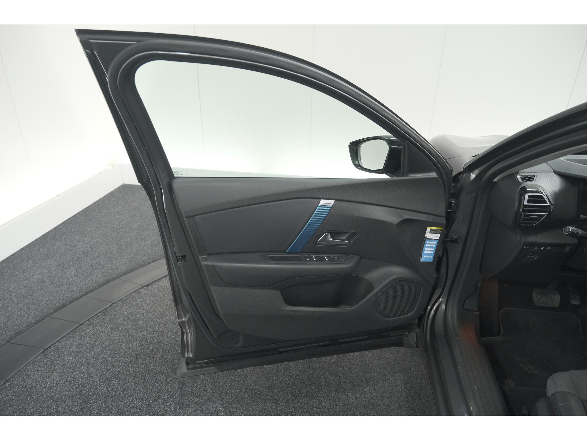 Citroen Ë-C4 Shine 50 kWh | Elektrisch Panoramadak | Camera | Adaptieve Cruise Control