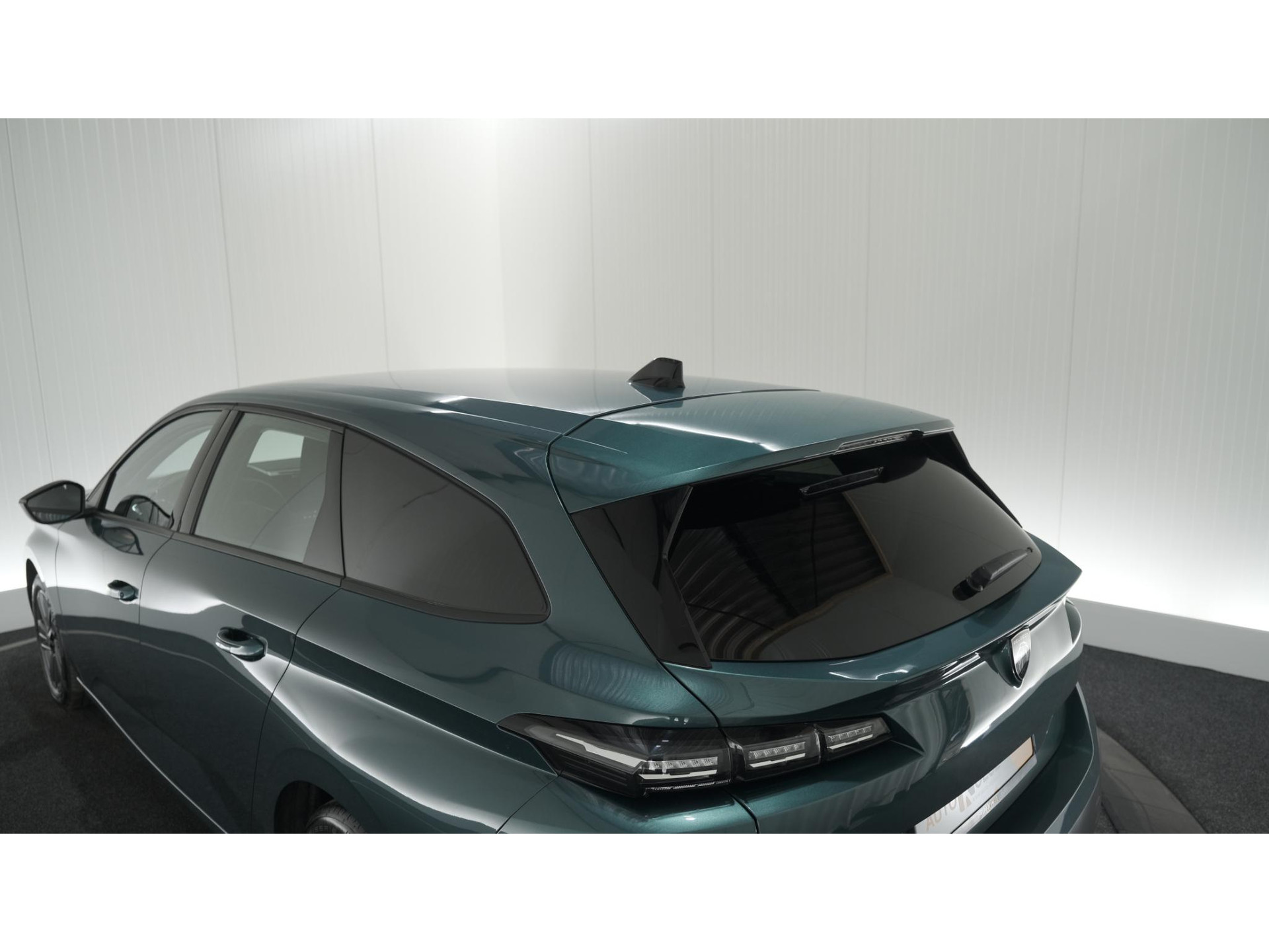 Peugeot 308 SW PureTech 130 EAT8 Active Pack | Automaat | Apple Carplay | Parkeersensoren | Navigatie