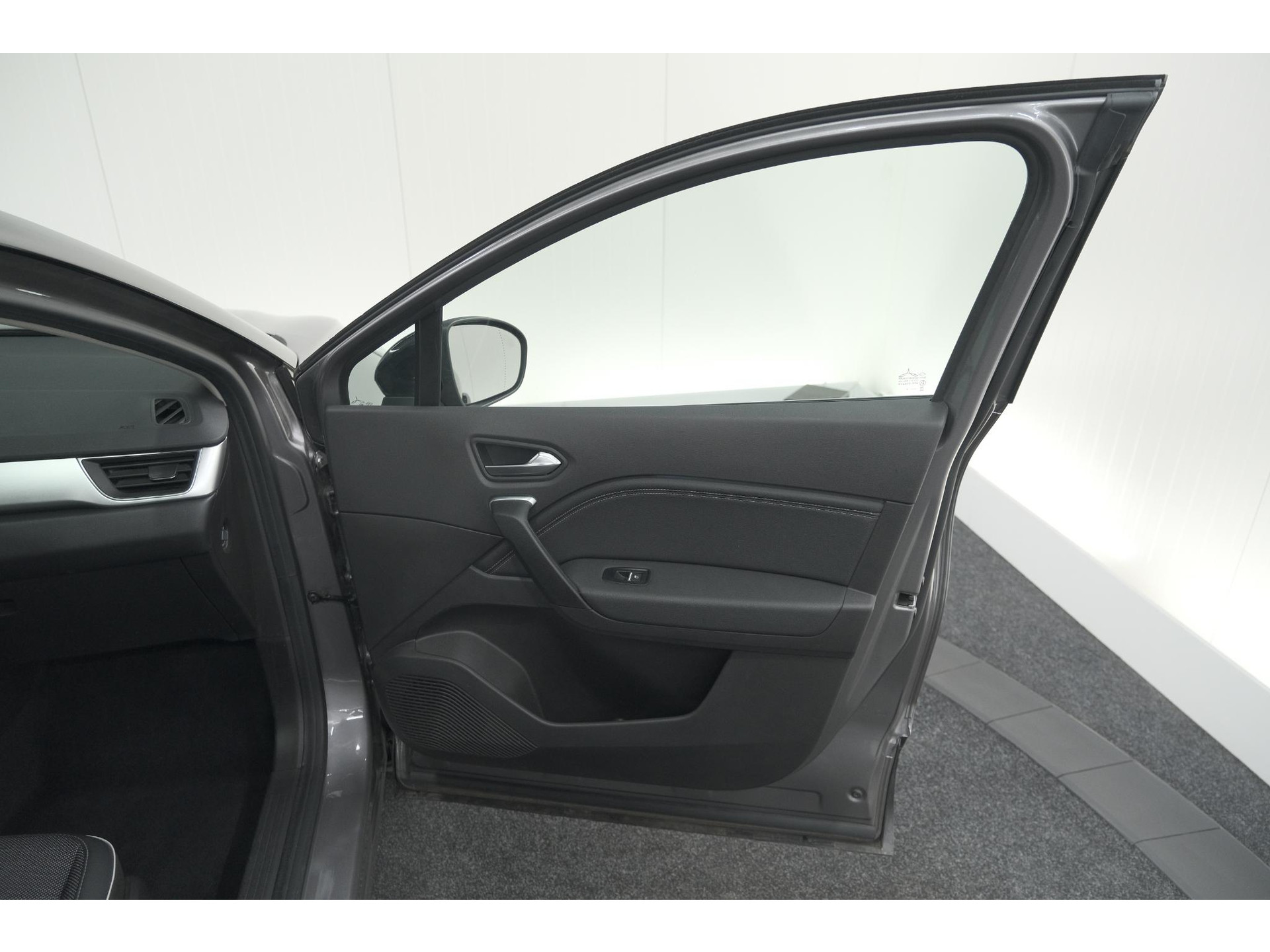 Renault Captur 1.6 E-Tech full hybrid 145 techno | Pack Full Screen | Camera | Navigatie | Allseason Banden