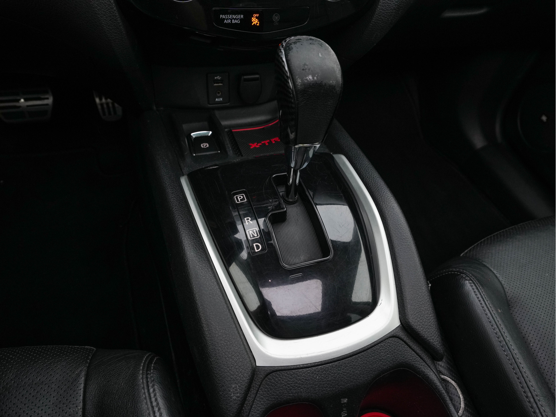 Nissan X-Trail 1.6 dCi Tekna (INCL-BTW) Aut. *PANO | LEATHER | FULL-LED | TOP-VIEW | JBL-AUDIO | BLINDSPOT | KEYLESS | HEATED-COMFORTSEATS | NAVI-FULLMAP | CARPLAY | PRIVACY-GLASS | 19''ALU*