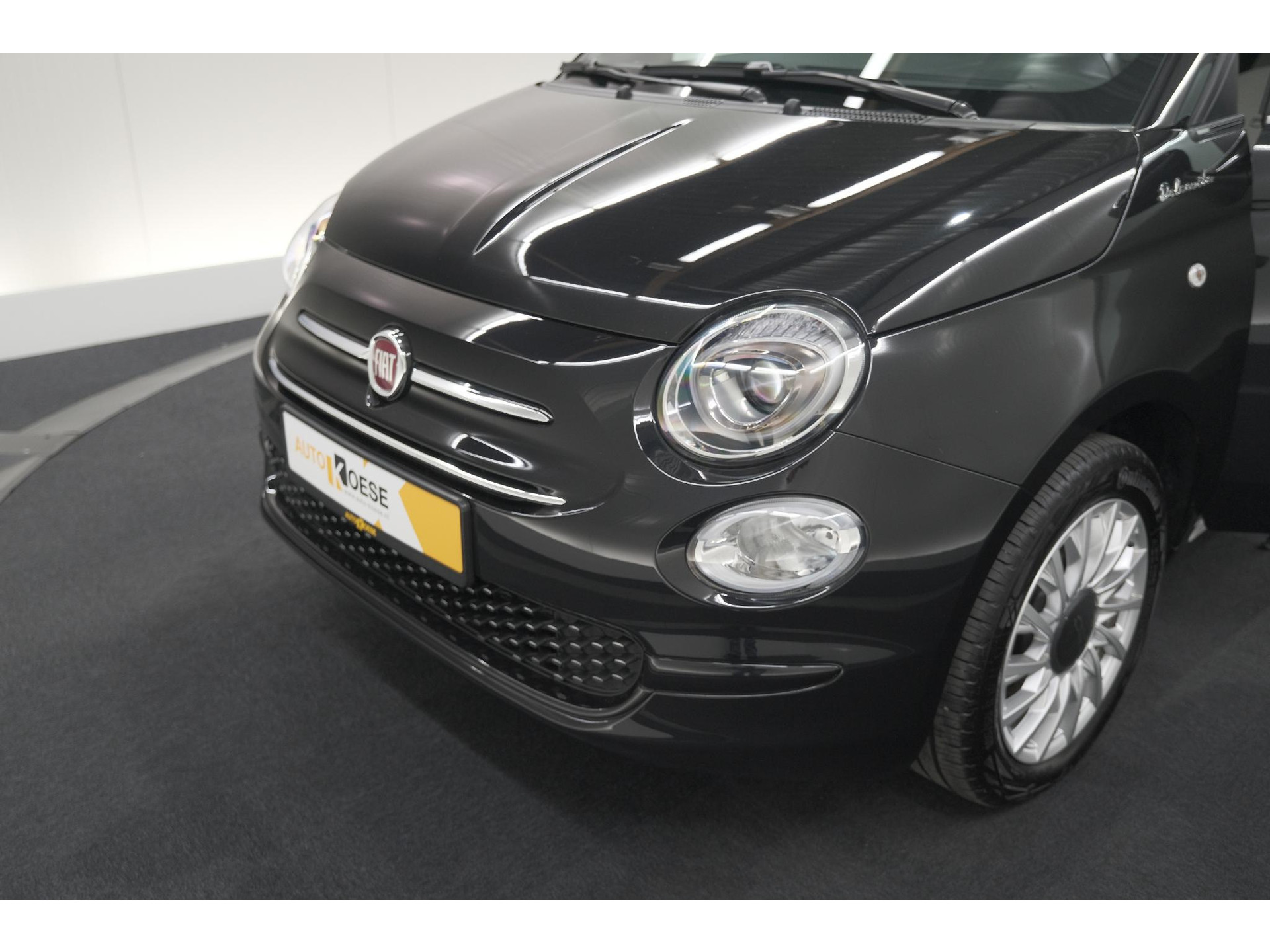 Fiat 500 C 1.0 Hybrid Dolcevita | Apple Carplay | Parkeersensoren | Climate Control