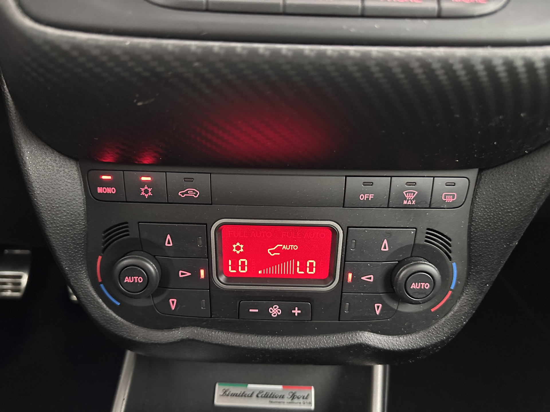 Alfa Romeo MiTo 1.3 JTDm ECO Esclusivo *LUXURY-LEATHER | NAVI-FULLMAP | SPORT-SEATS | ECC | PDC | CRUISE | PRIVACY-GLASS *