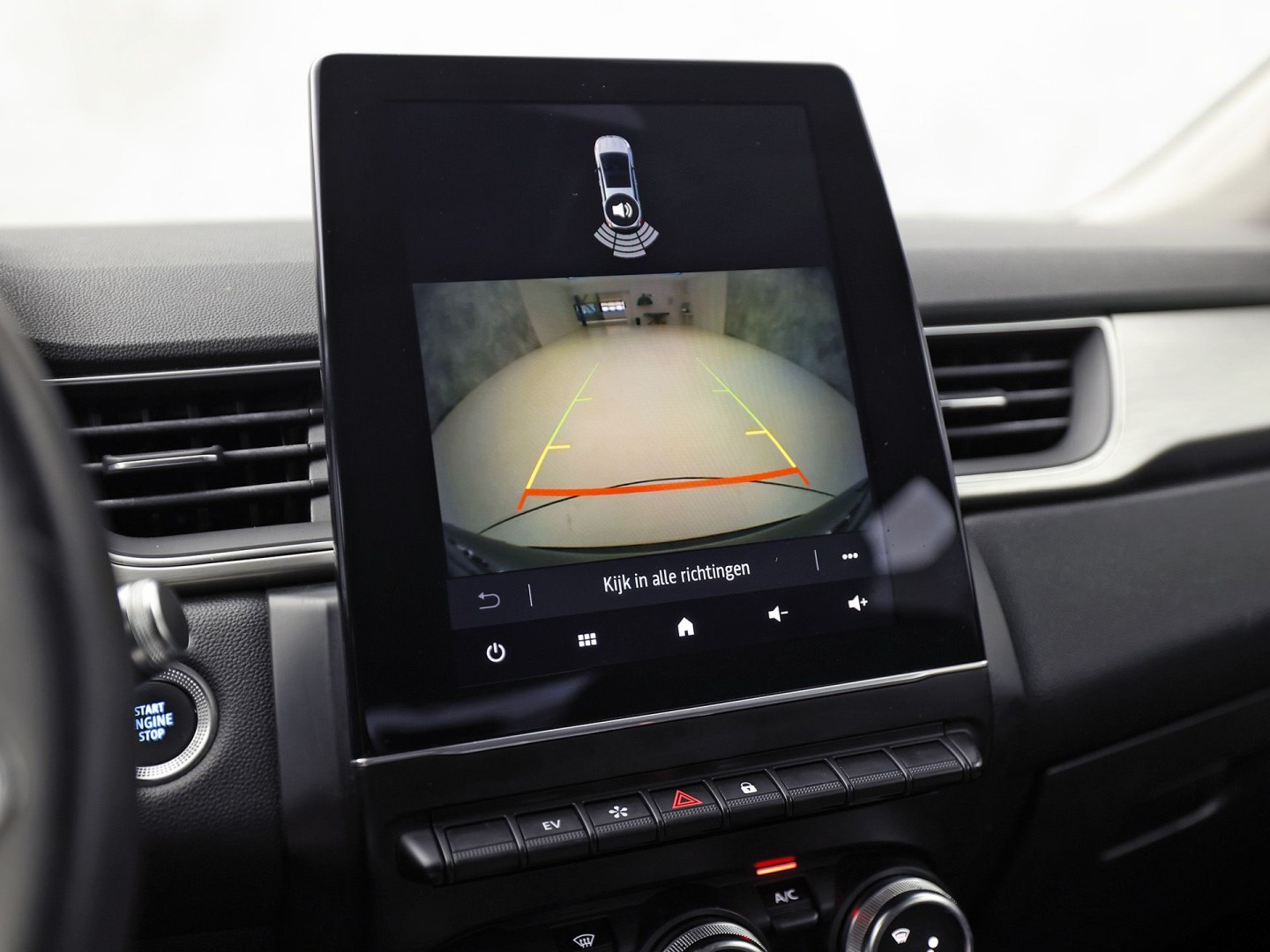 Renault Captur 1.6 E-Tech Plug-in Hybrid 160 Sport 160Pk Automaat (VIRTUAL COCKPIT, APPLE CARPLAY, GROOT NAVI, CAMERA, SPORTSTOELEN, LEDER, GETINT GLAS, LANE ASSIST, NIEUWSTAAT)