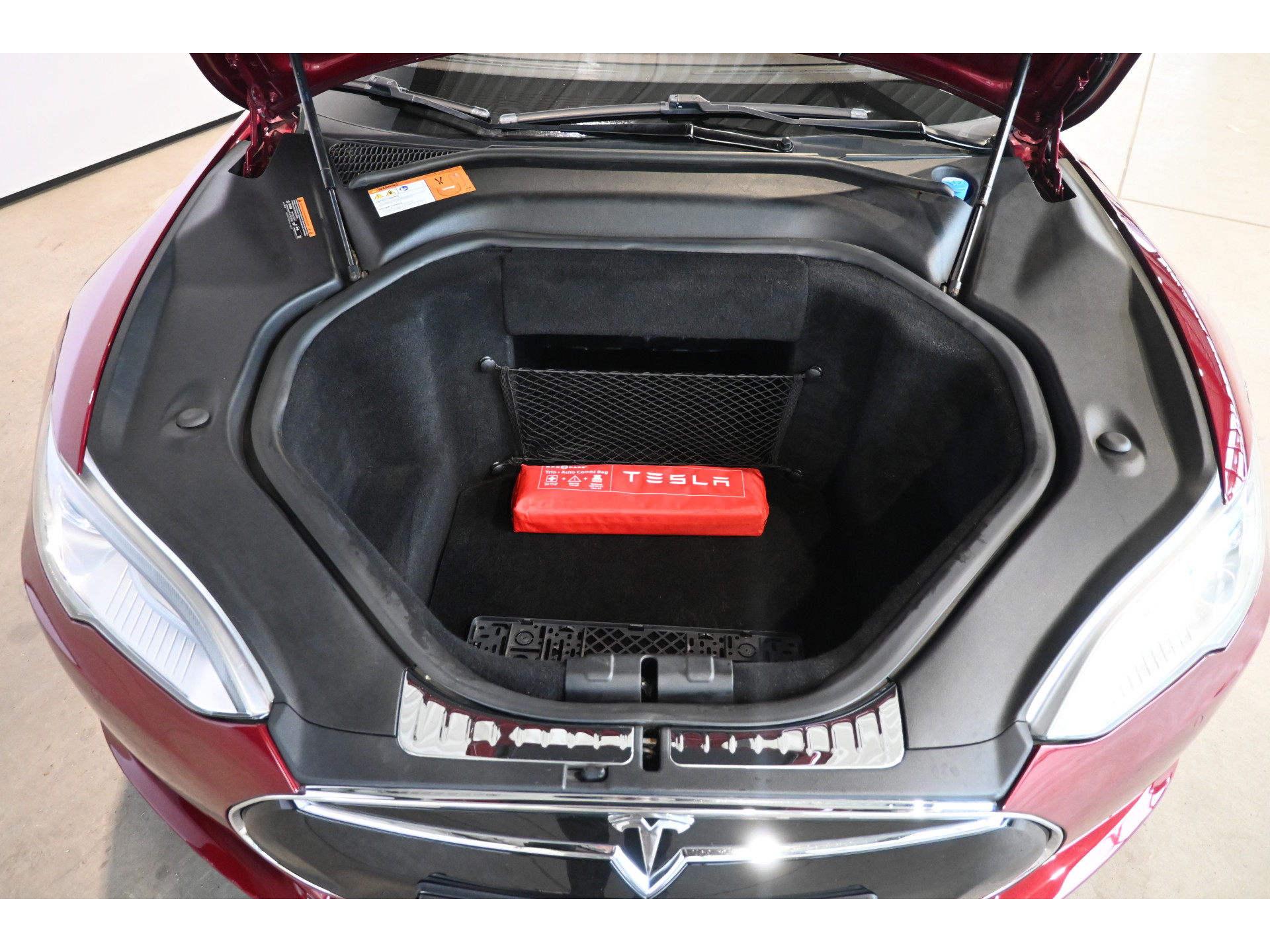 Tesla Model S 85 Performance Tech Pack ECC Navigatie Licht metaal MARGE 339KM Actieradius! Inruil mogelijk