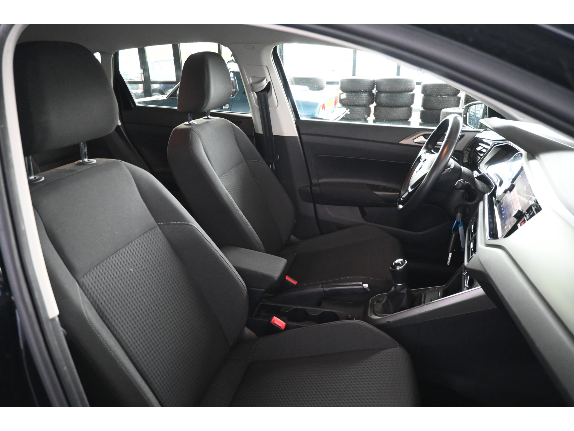 Volkswagen Polo 1.0 TSI R-Line Edition Airco Carplay Cruise Control Rijklaarprijs! Inruil Mogelijk!