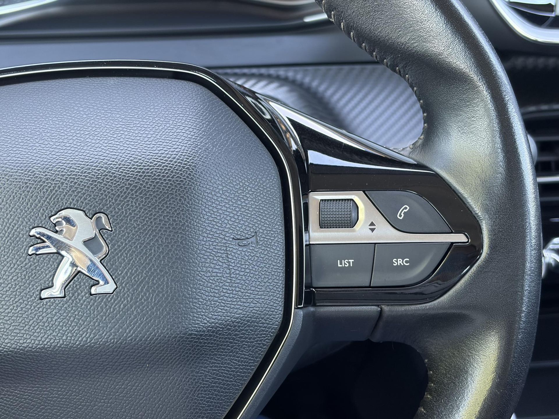 Peugeot 208 1.2 PureTech Blue Lease Active 2e Eigenaar,Navi,D-riem vv 07-2025,Pdc,Clima,Cruise,Rijstrooksensor,N.A.P,Bj 12-2019,Apk tot 08-2027