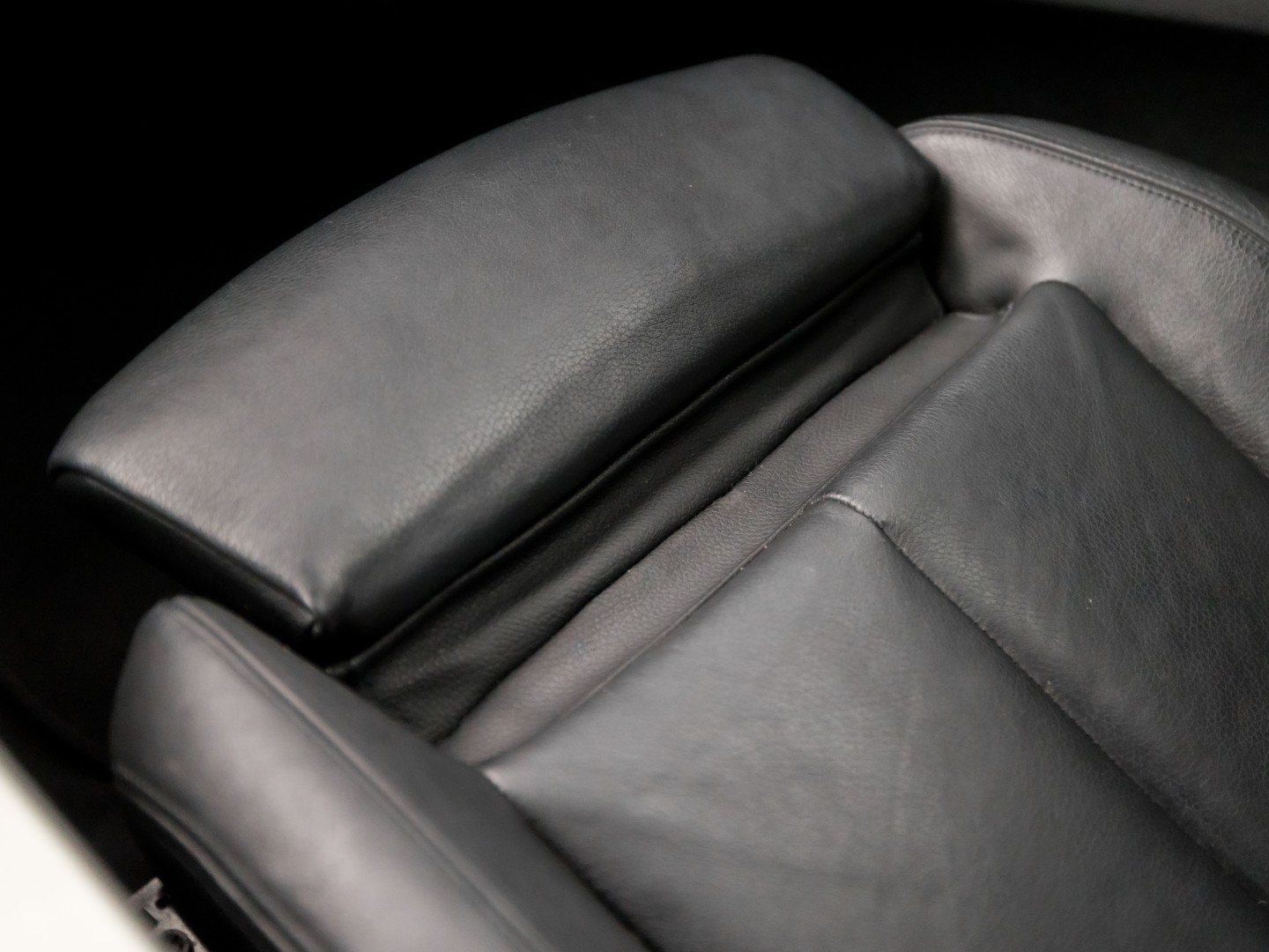 BMW 3 Serie GT 320i M Sport High Executive 184Pk Automaat (GROOT NAVI, M PAKKET, STOELVERWARMING, LEDER, SPORTSTOELEN, GETINT GLAS, PARKEERSENSOREN, NIEUWSTAAT)