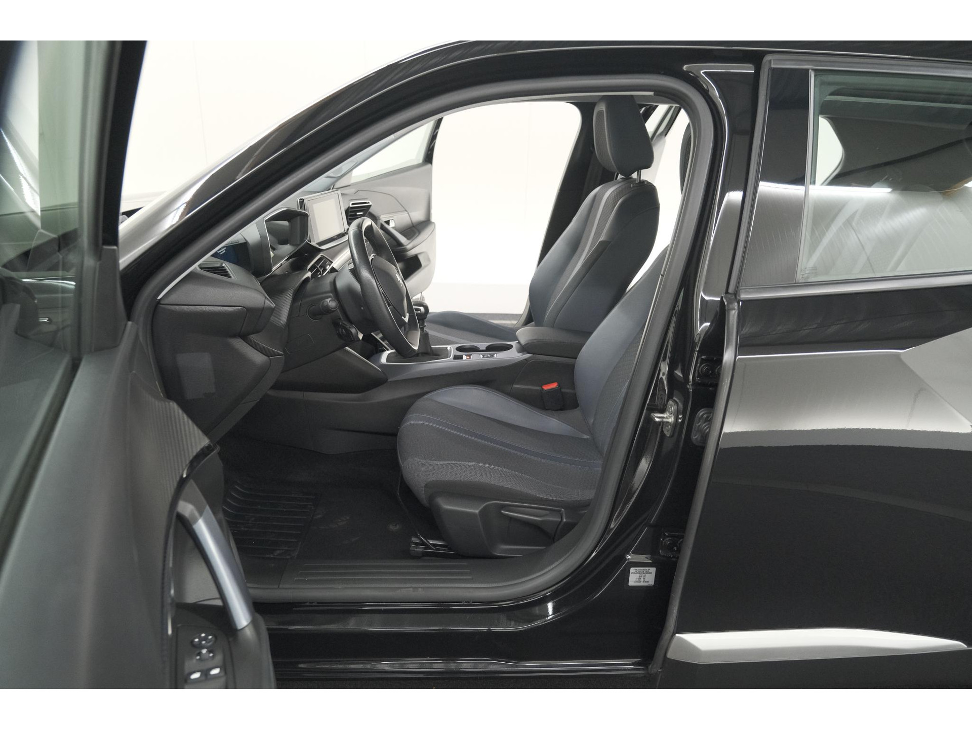 Peugeot 2008 PureTech 130 Blue Lease Allure | Camera | Apple Carplay | Parkeersensoren | Climate Control