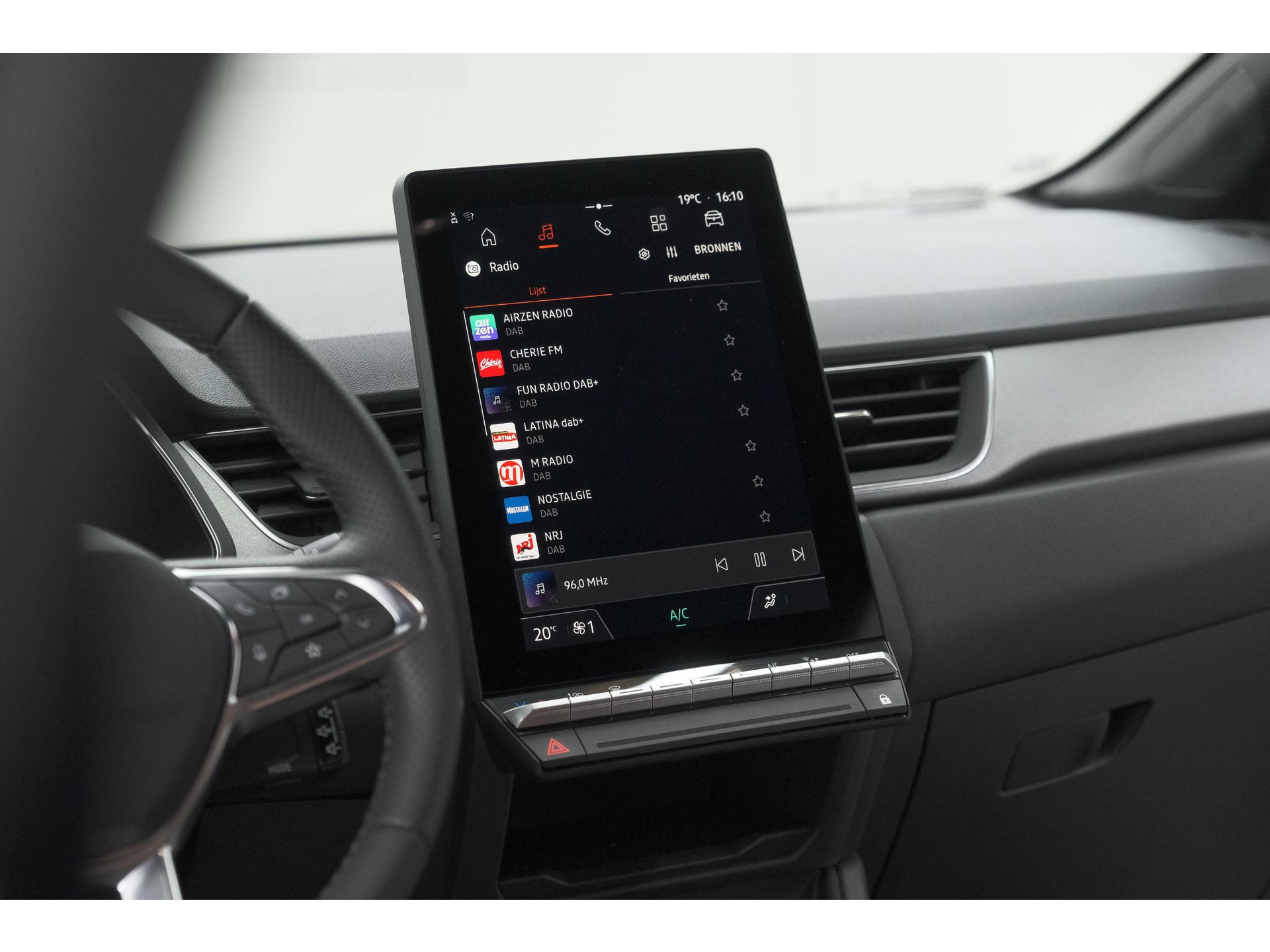 Renault Captur 1.8 E-Tech Full Hybrid 160 Techno | Camera | Adaptieve Cruise Control | Navigatie