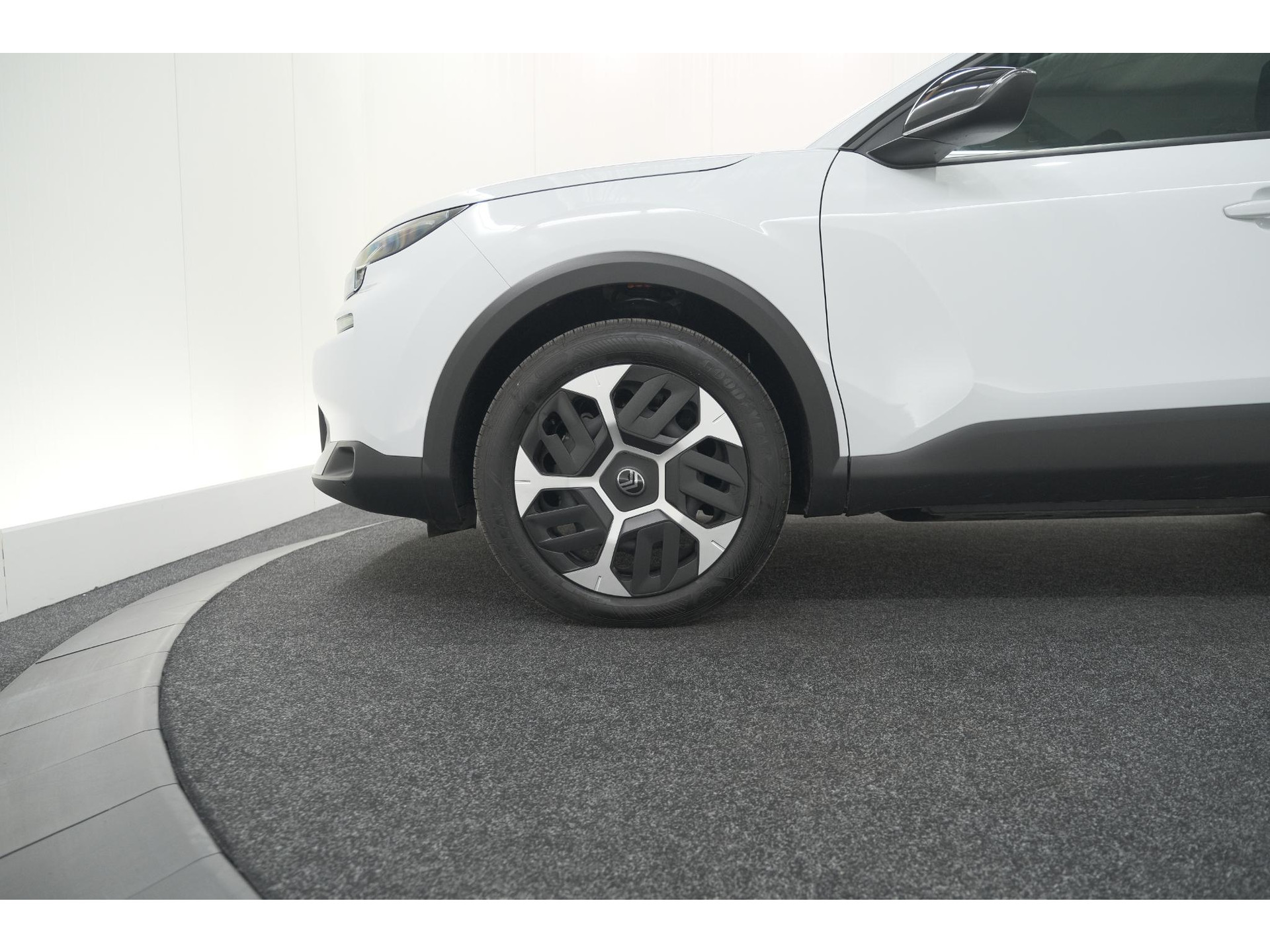 Citroen C4 Hybrid 136 e-DCS6 Plus | Camera | Apple Carplay | Navigatie | Parkeersensoren