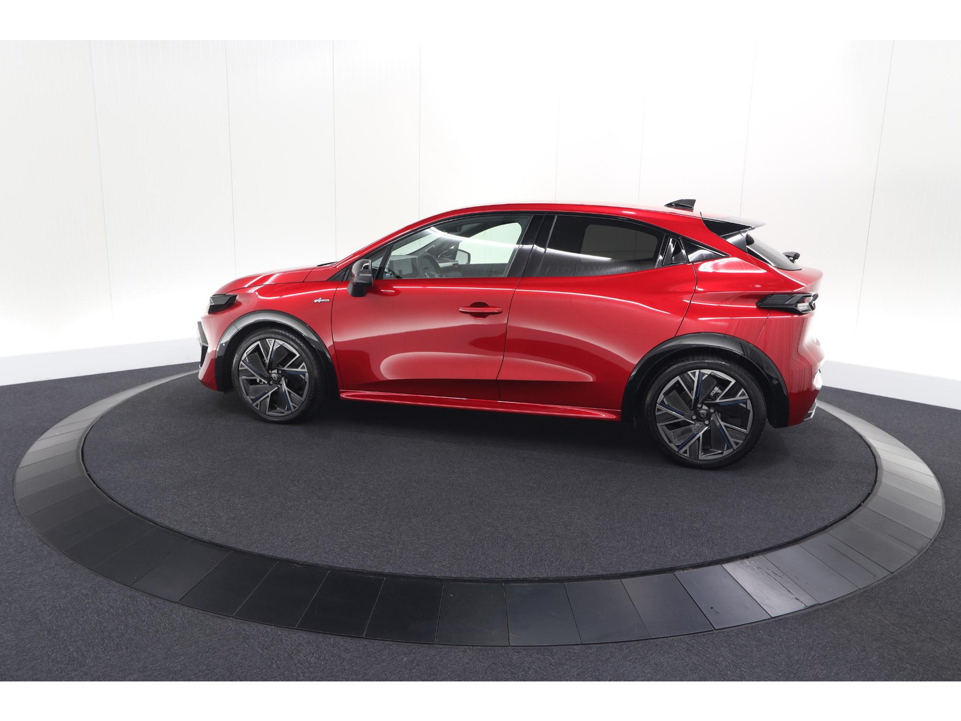 Renault Clio 1.8 Hybrid 160 esprit Alpine | 360 Camera | Adaptieve Cruise Control | Pack Winter | Harman Kardon