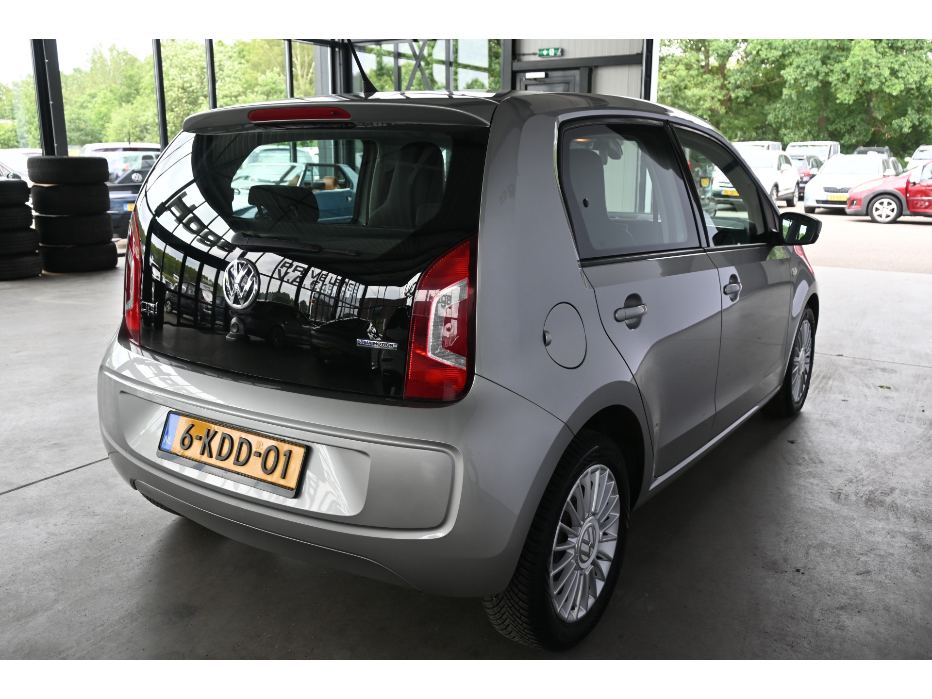 Volkswagen Up! 1.0 High Up! BlueMotion Airco Licht metaal Elektrisch Pakket! Goed Onderhouden! Inruil Mogelijk!